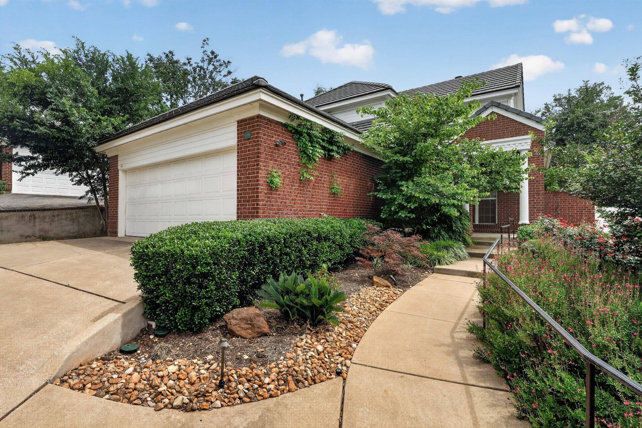 4010 Long Champ DR #22, Austin, TX 78746