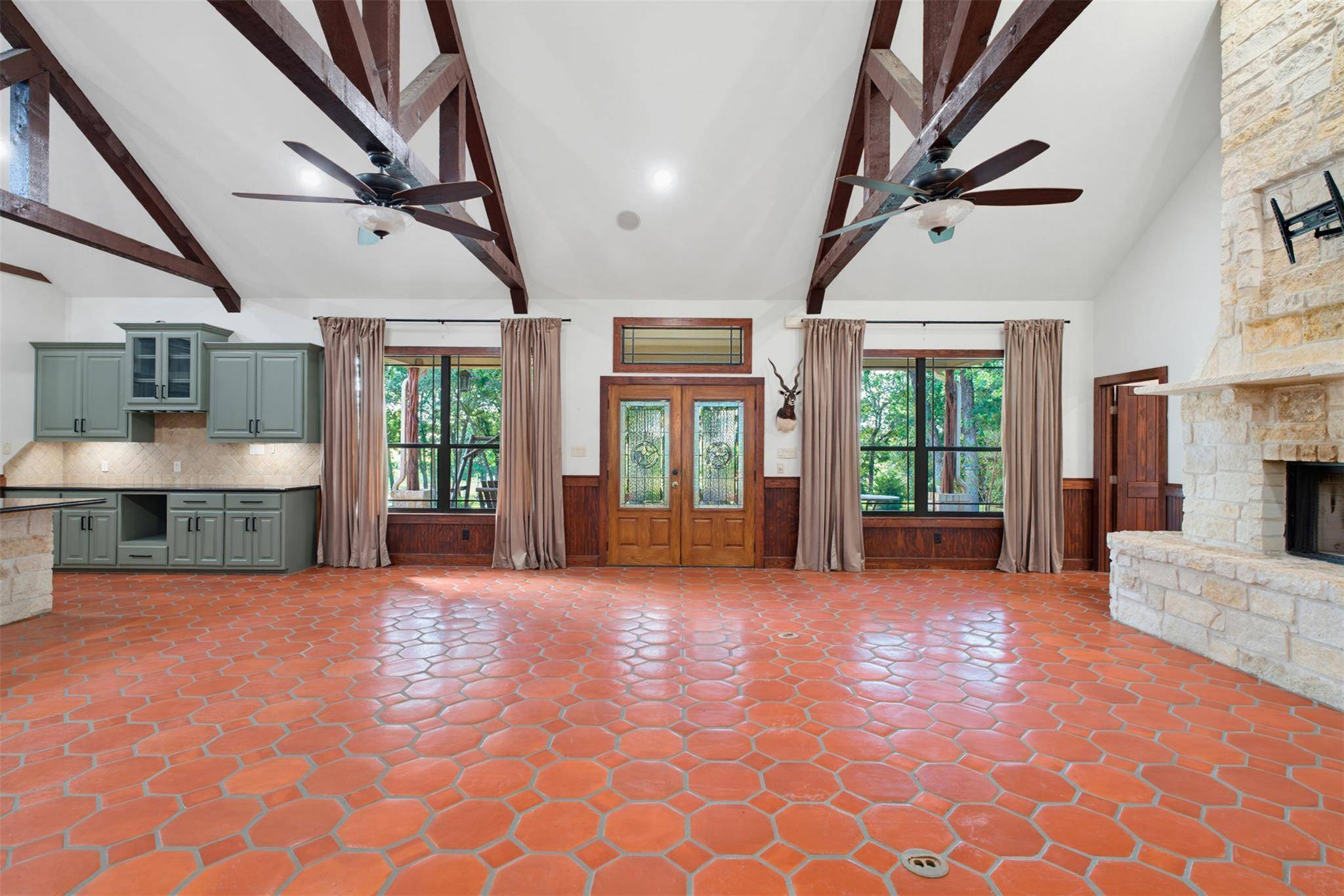8731 SH 79 HWY, Milano, TX 76556