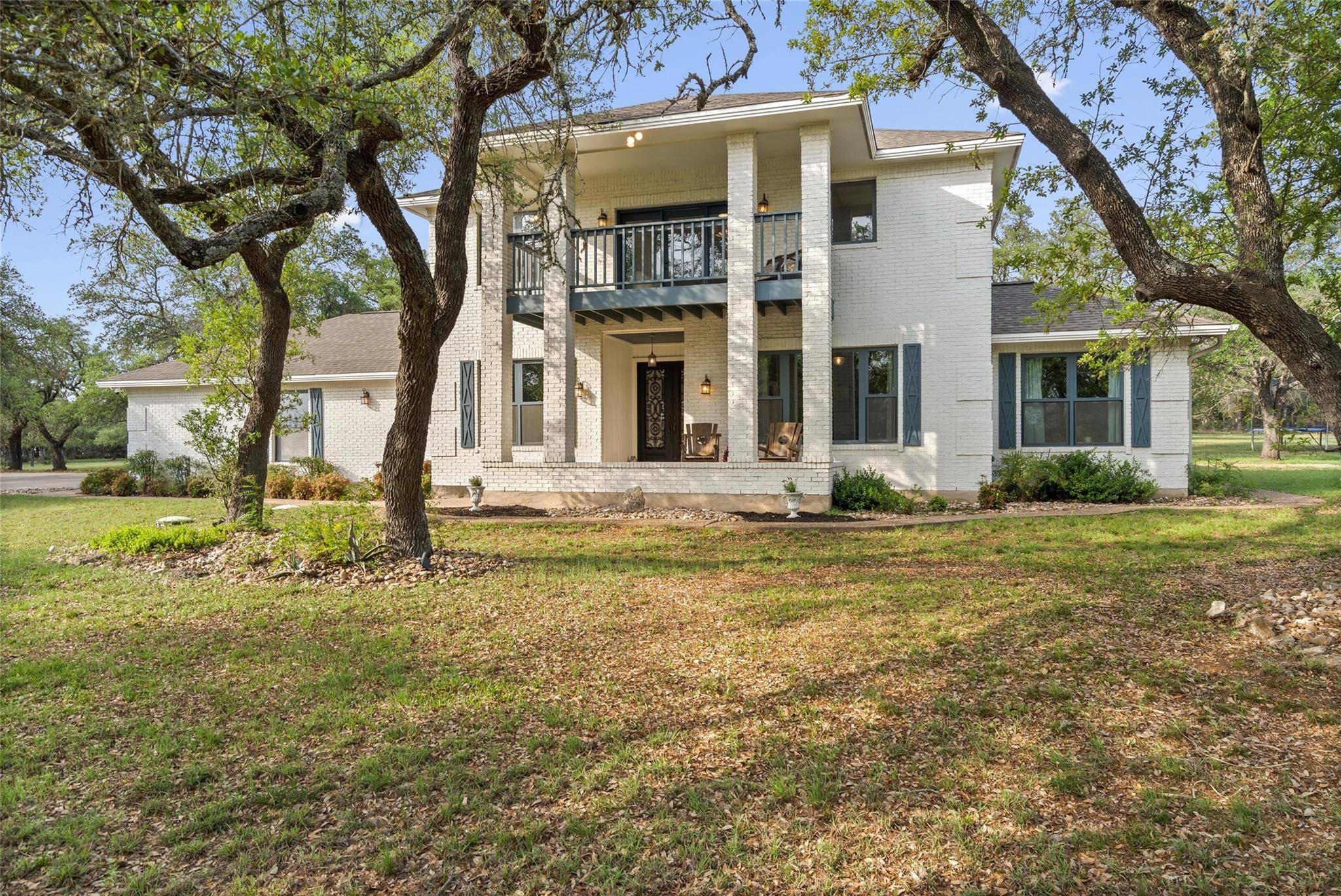 606 Winchester DR, Dripping Springs, TX 78620