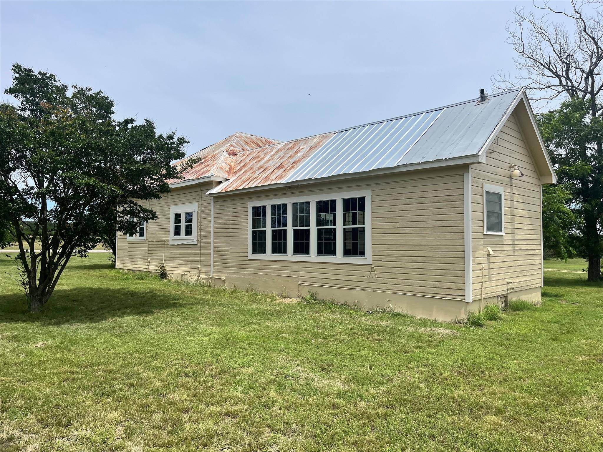 1312 Fm 581 HWY E, Lometa, TX 76853