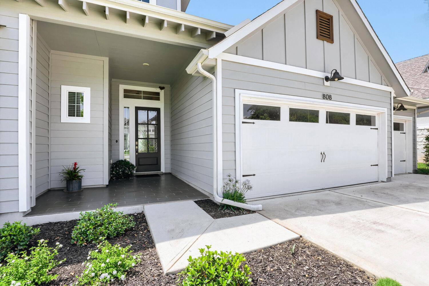 808 Craven Hill LN, Leander, TX 78641