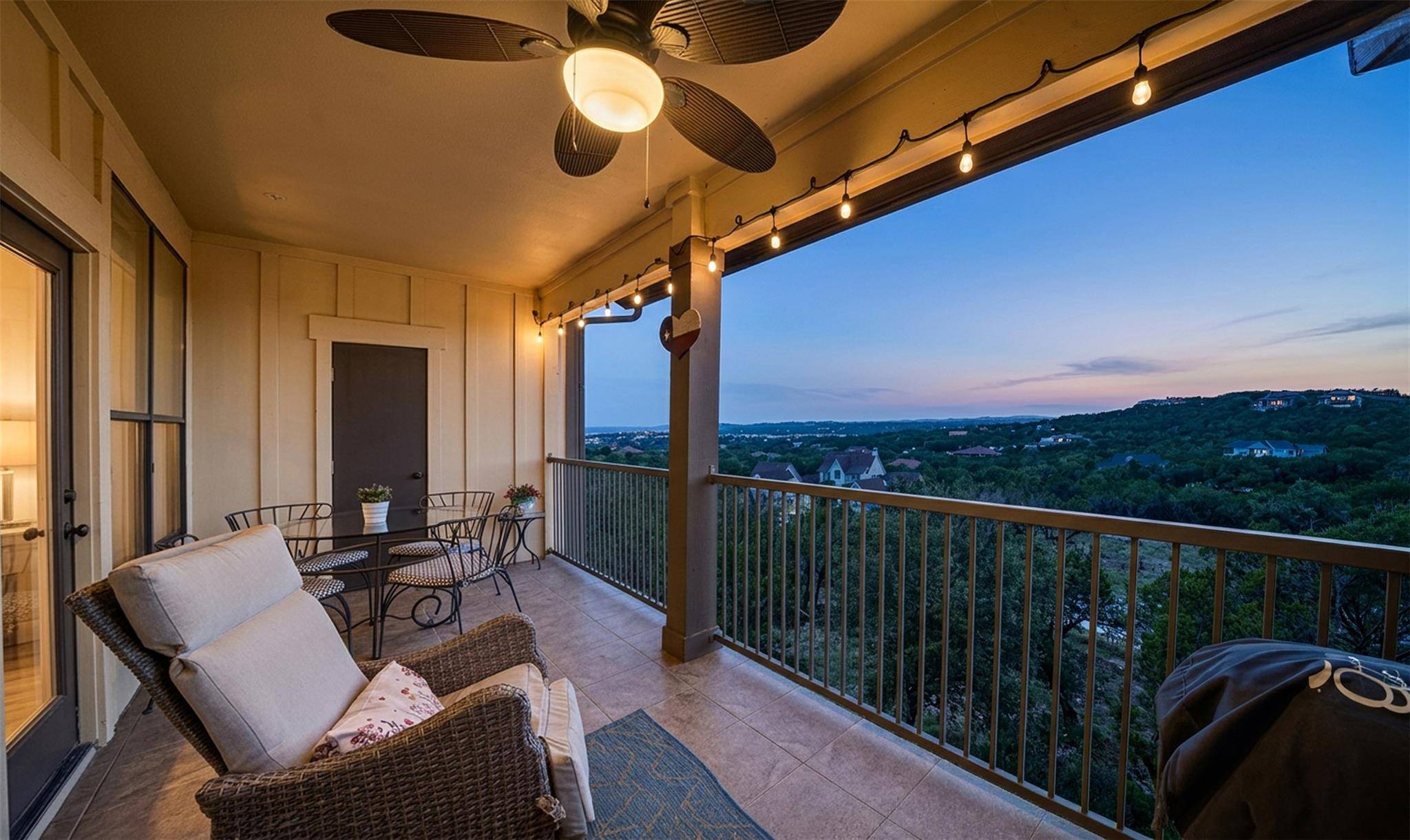 17808 Maritime Point DR #302, Jonestown, TX 78645