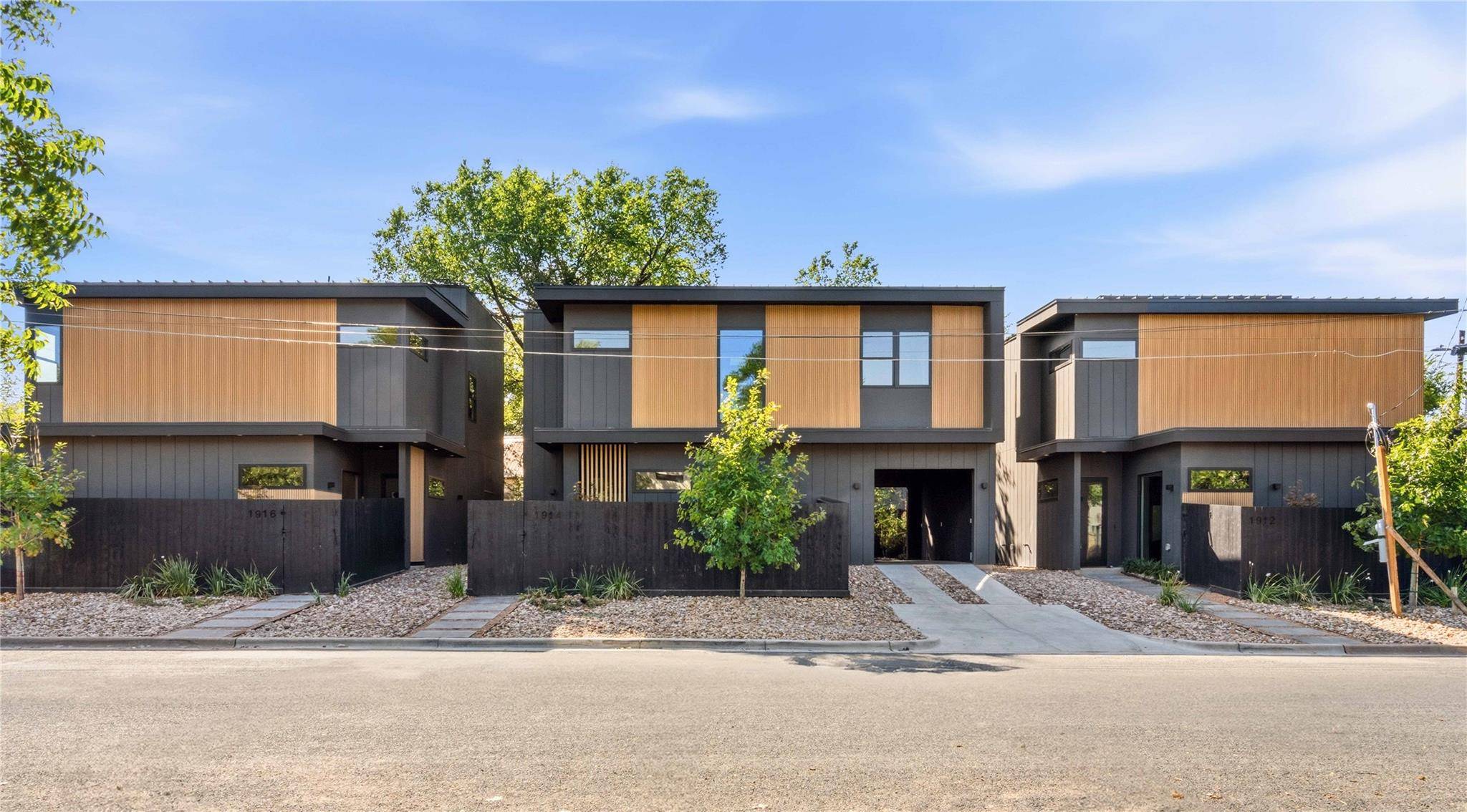 1912 S 3rd ST, Austin, TX 78704