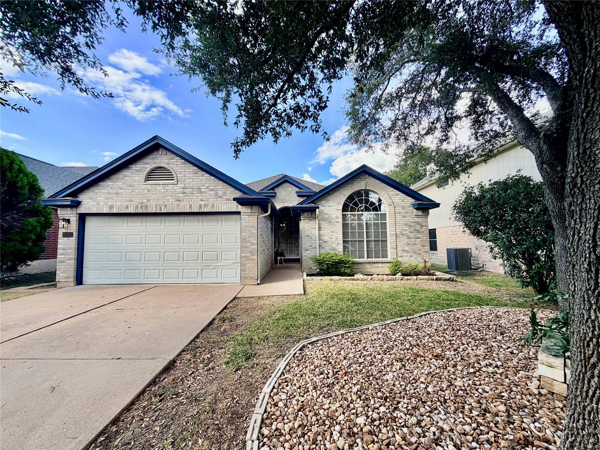 3704 Kissman DR, Austin, TX 78728