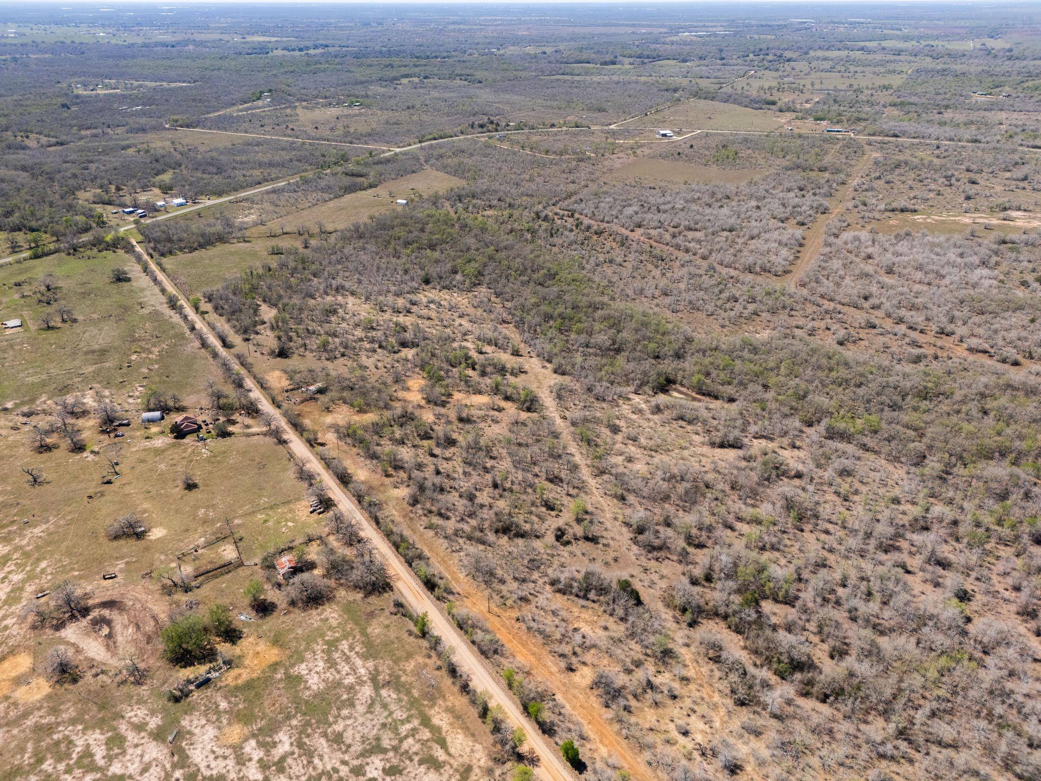000 Cr 420, Waelder, TX 78959