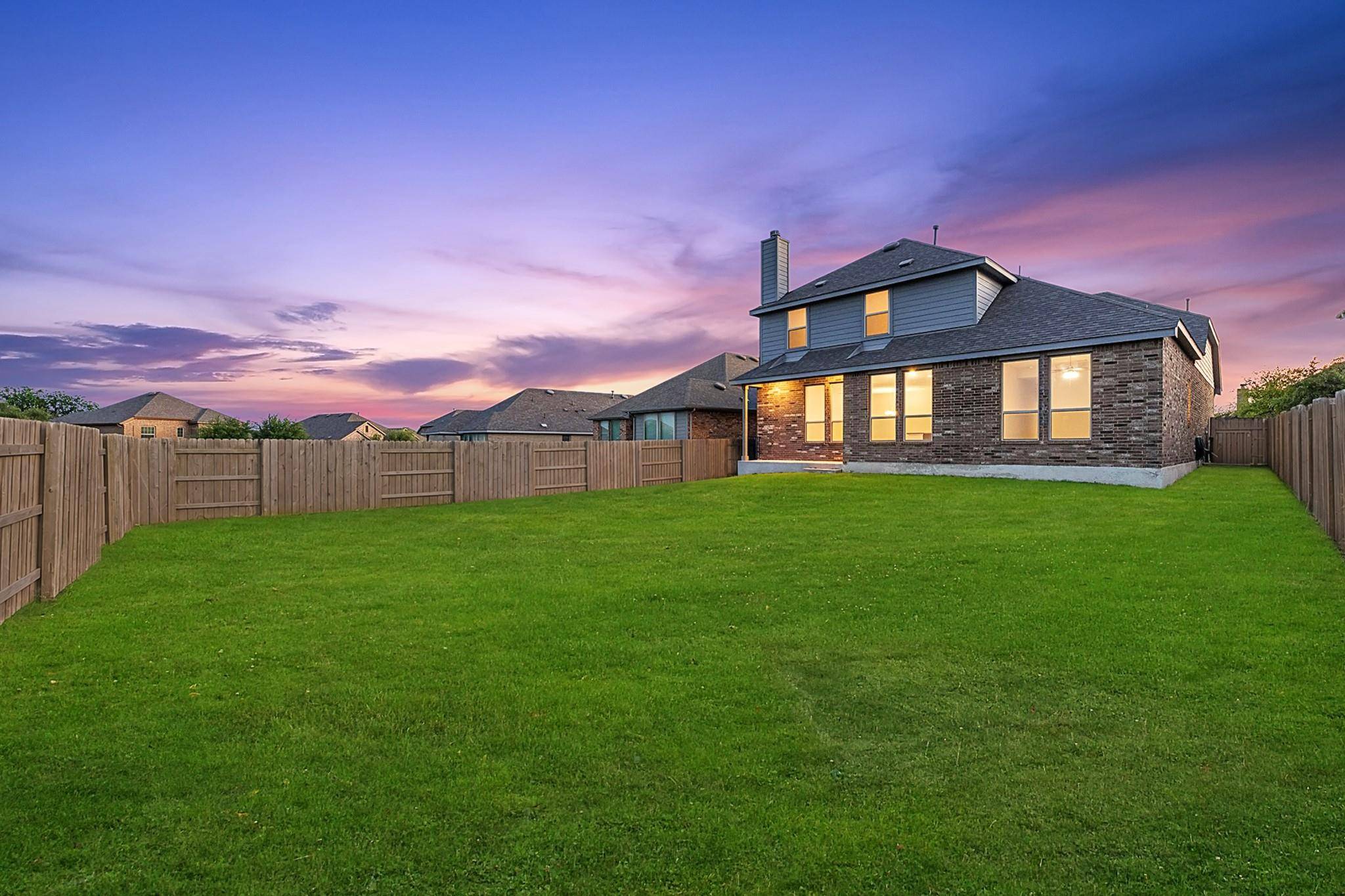 136 Tailwind DR, Kyle, TX 78640