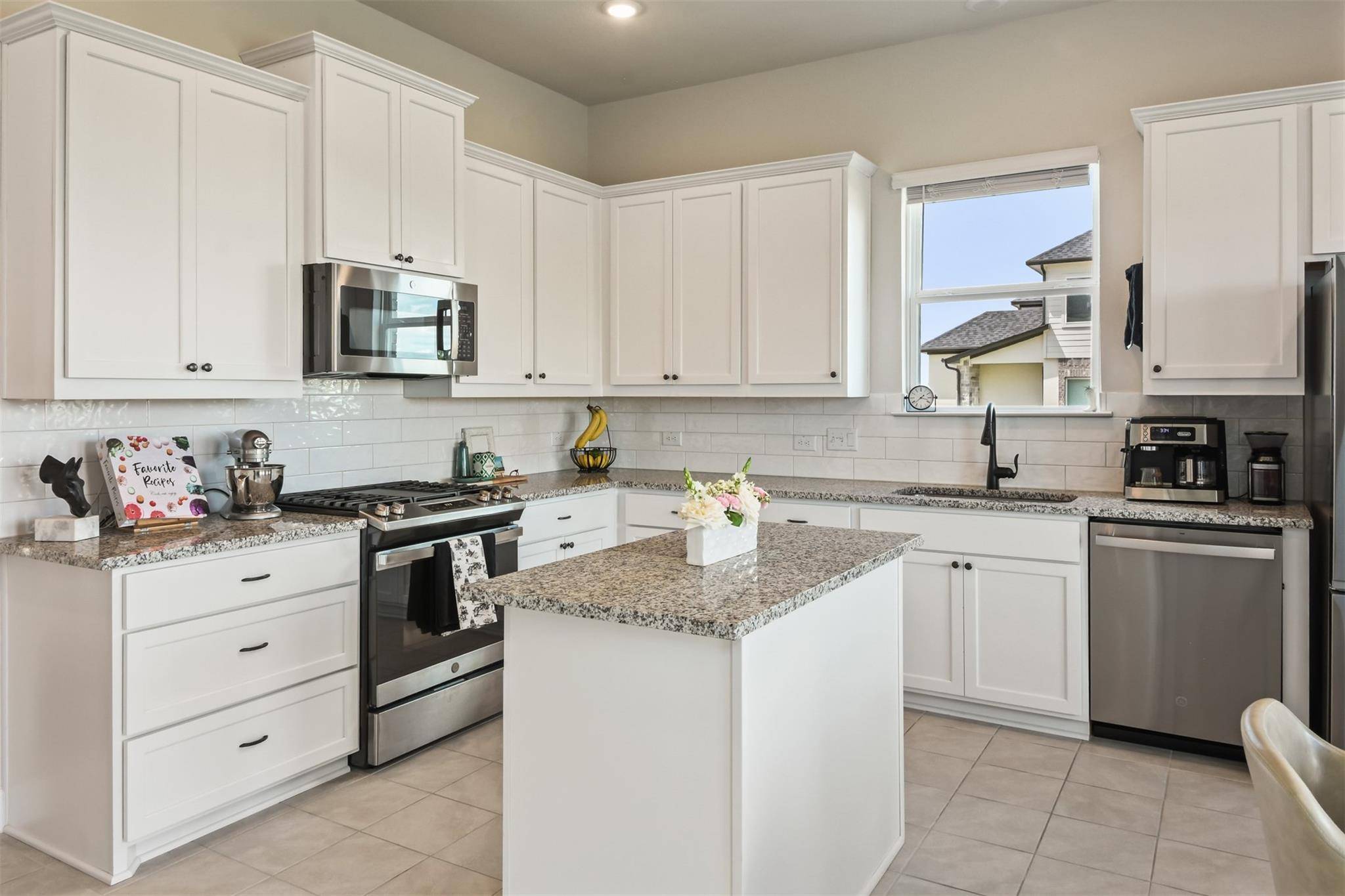 11701 Shimmering Sea DR, Austin, TX 78747