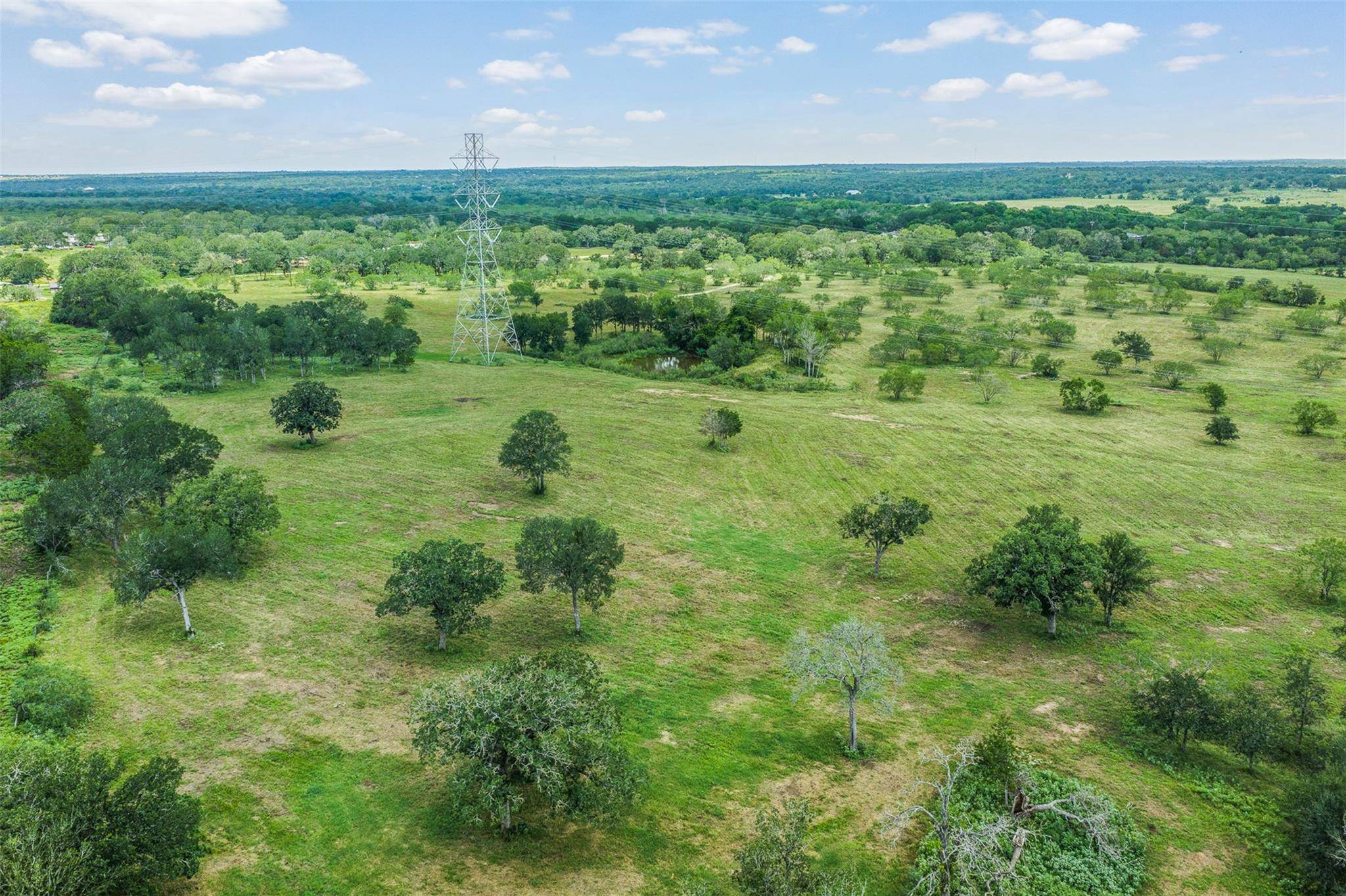 401 FM 672, Dale, TX 78616