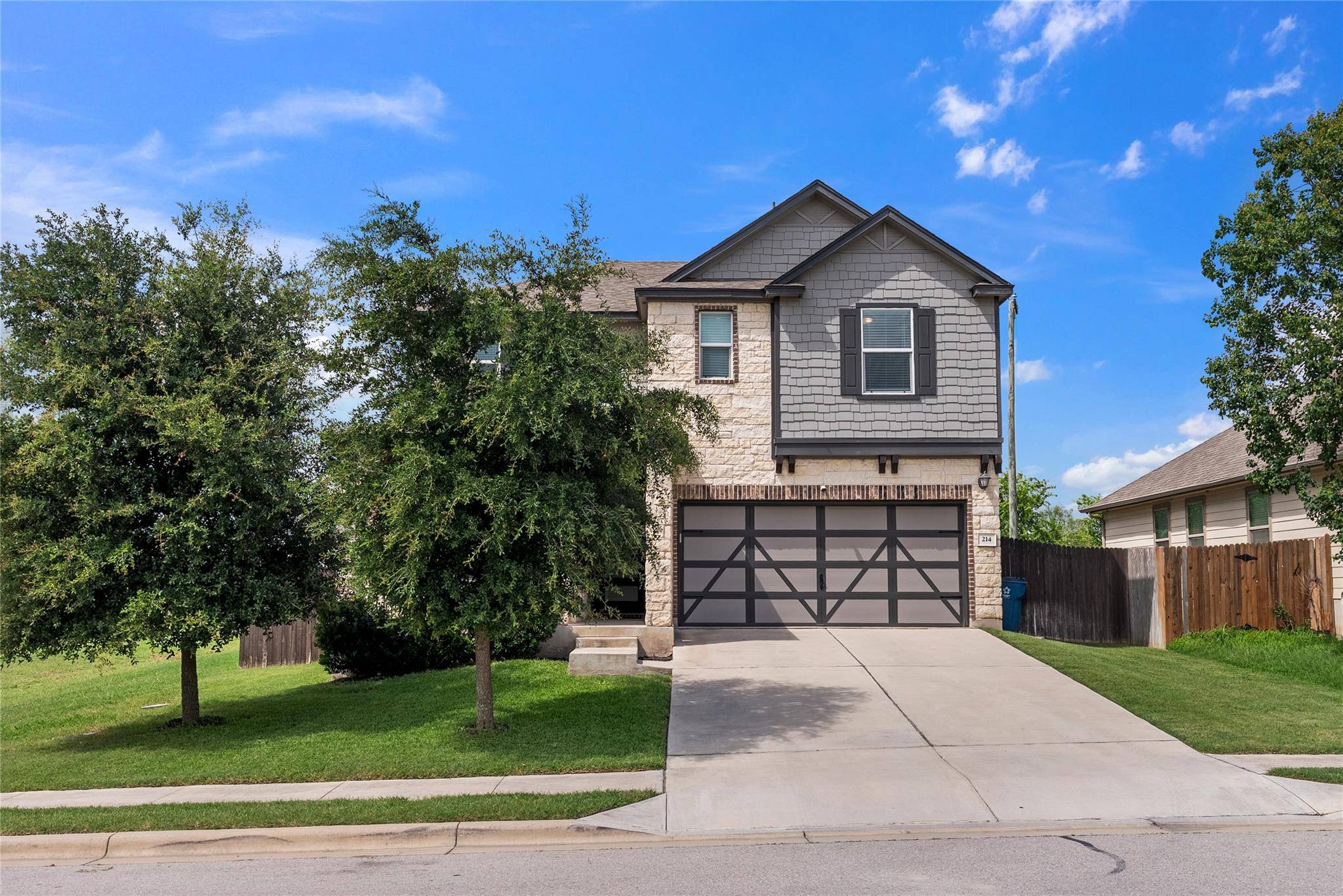 214 Saranac DR, Elgin, TX 78621