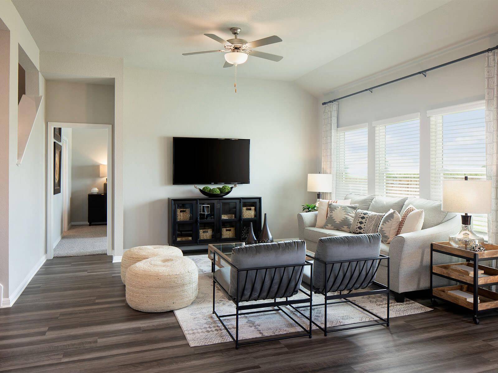131 Coopers Hawk CRST, Cedar Creek, TX 78612