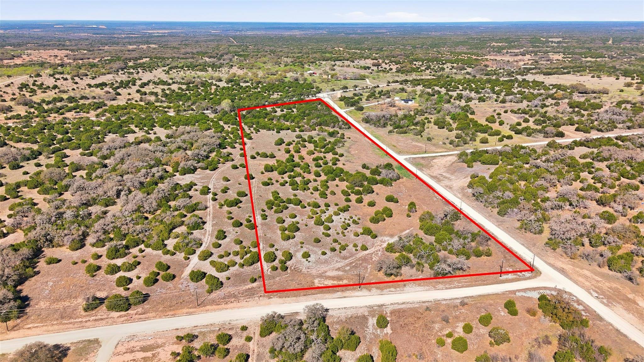 300 Willow Oak DR, Goldthwaite, TX 76844