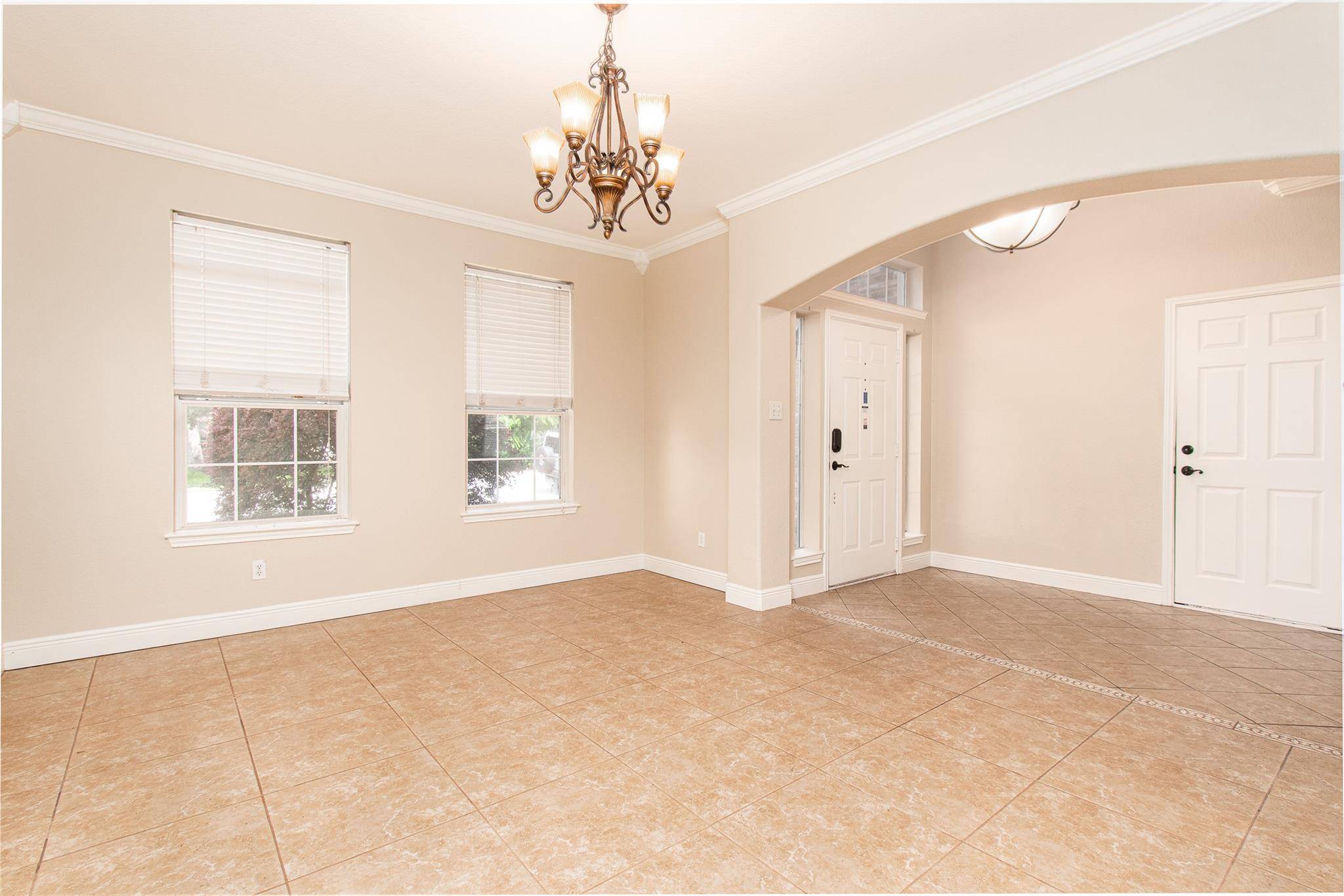 1705 Ascot LN, Cedar Park, TX 78613