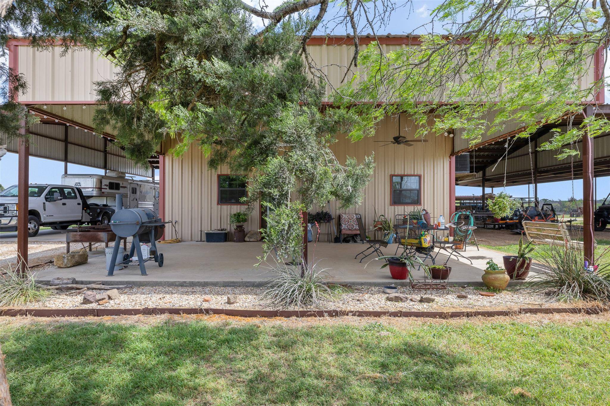 131 CR 279, Kosse, TX 76653