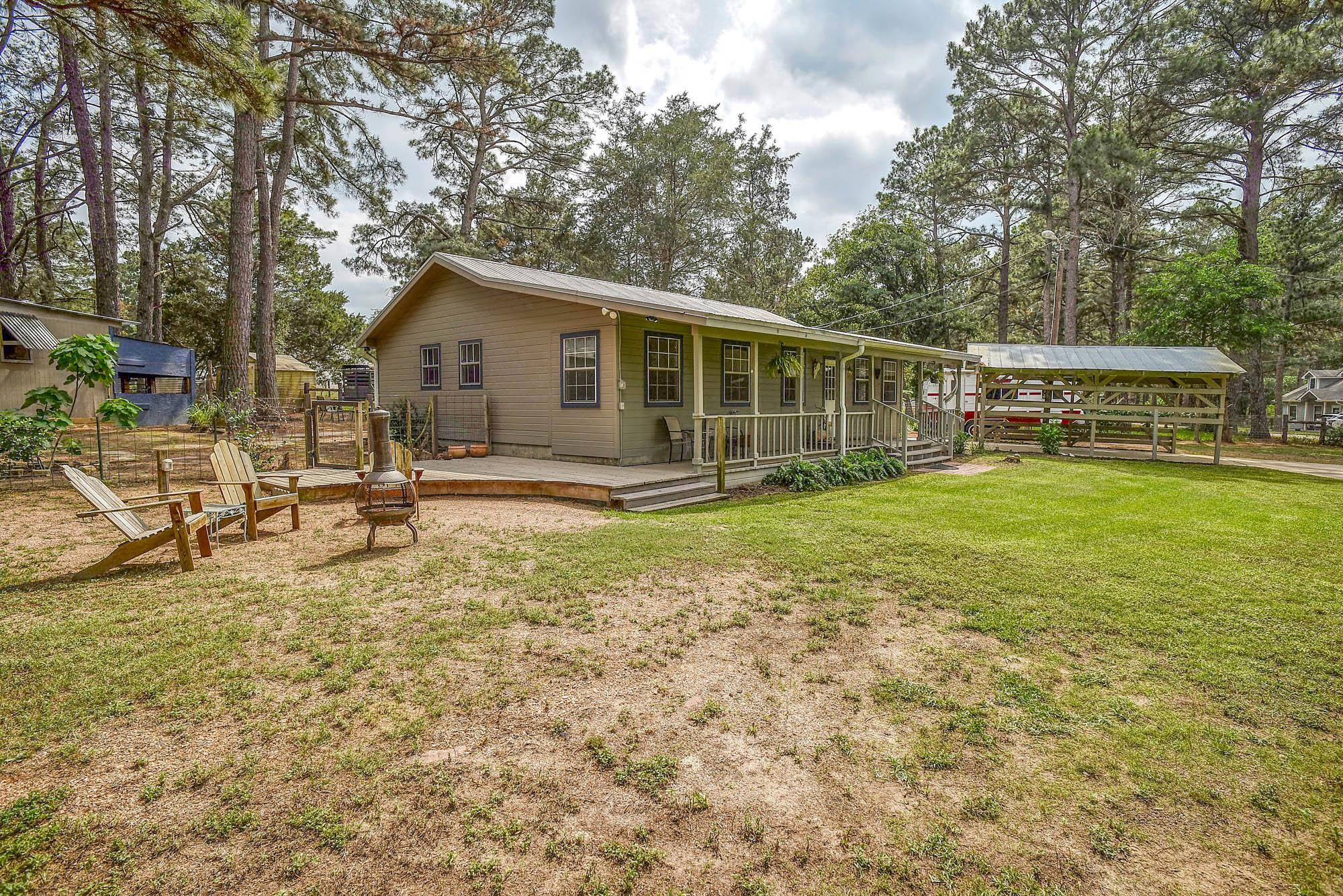 121 Pony Grass LN, Bastrop, TX 78602
