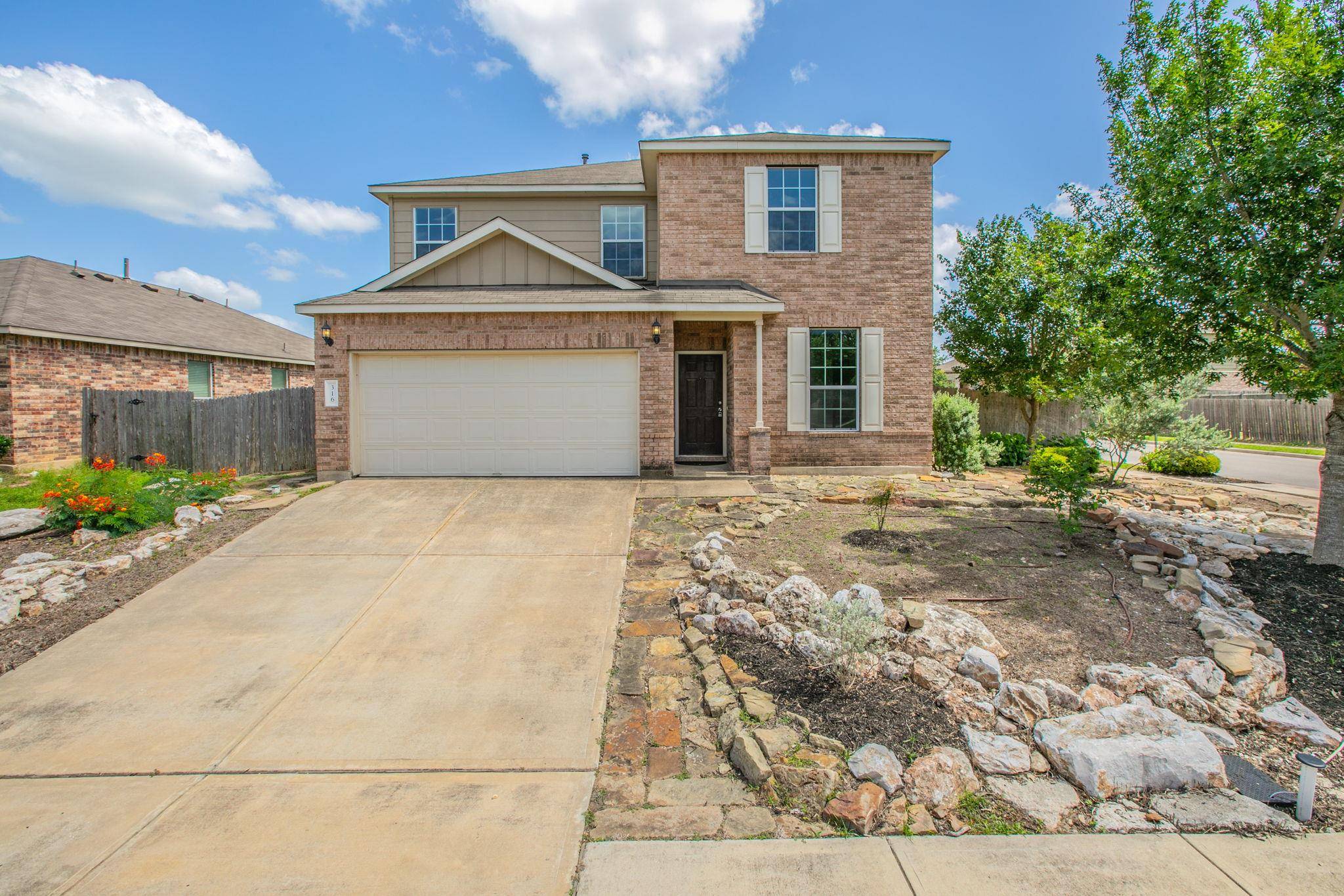 316 Pine Arbol, Buda, TX 78610