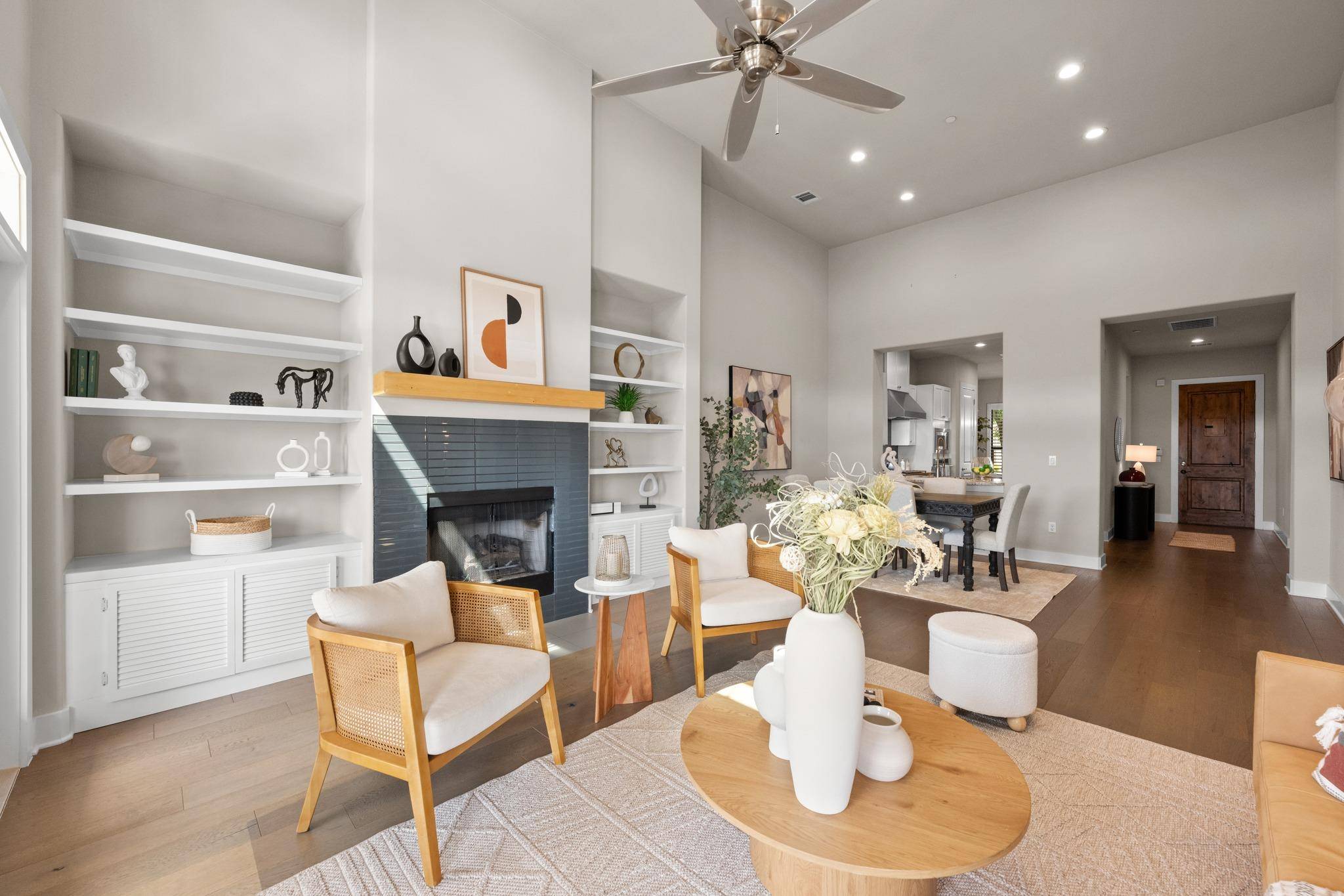 8200 Southwest PKWY #403, Austin, TX 78735