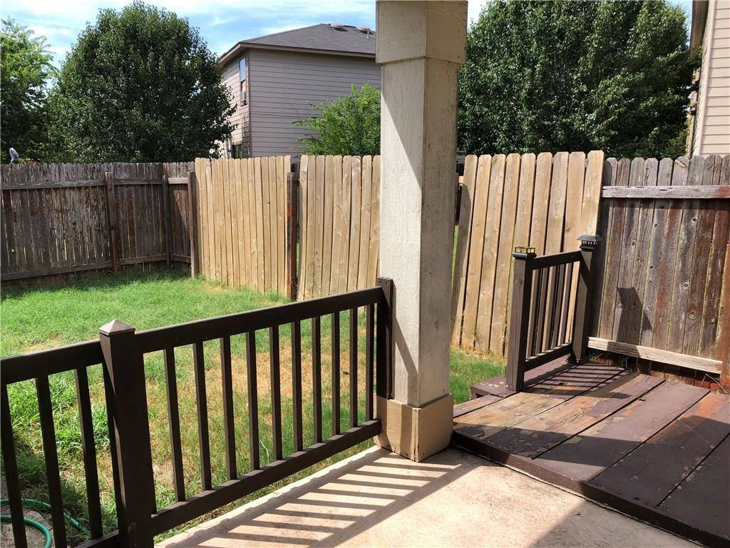 6912 Walkup LN, Austin, TX 78747