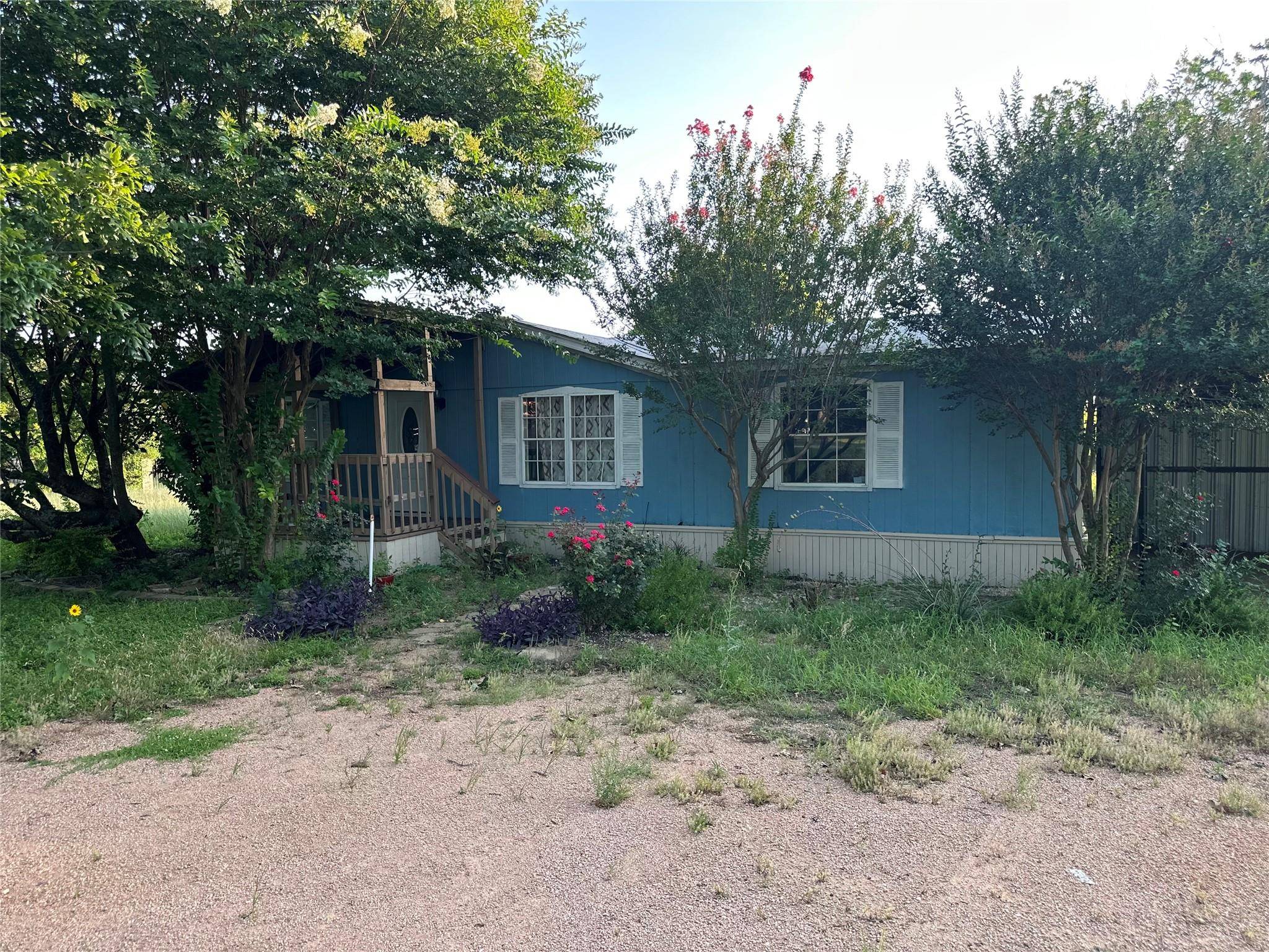 709 N 5th ST, Jarrell, TX 76537