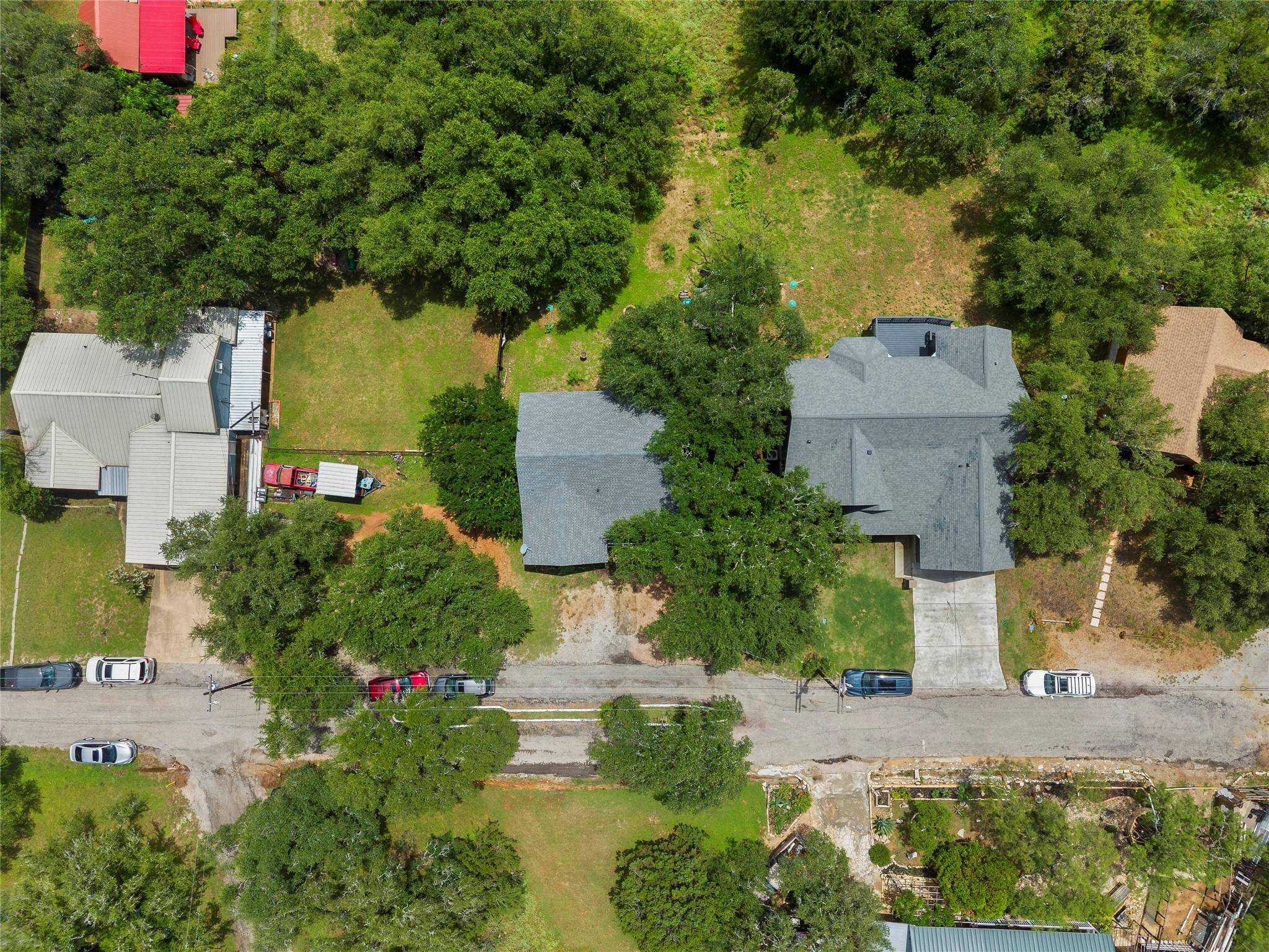 503 Chantilly LN, Spicewood, TX 78669