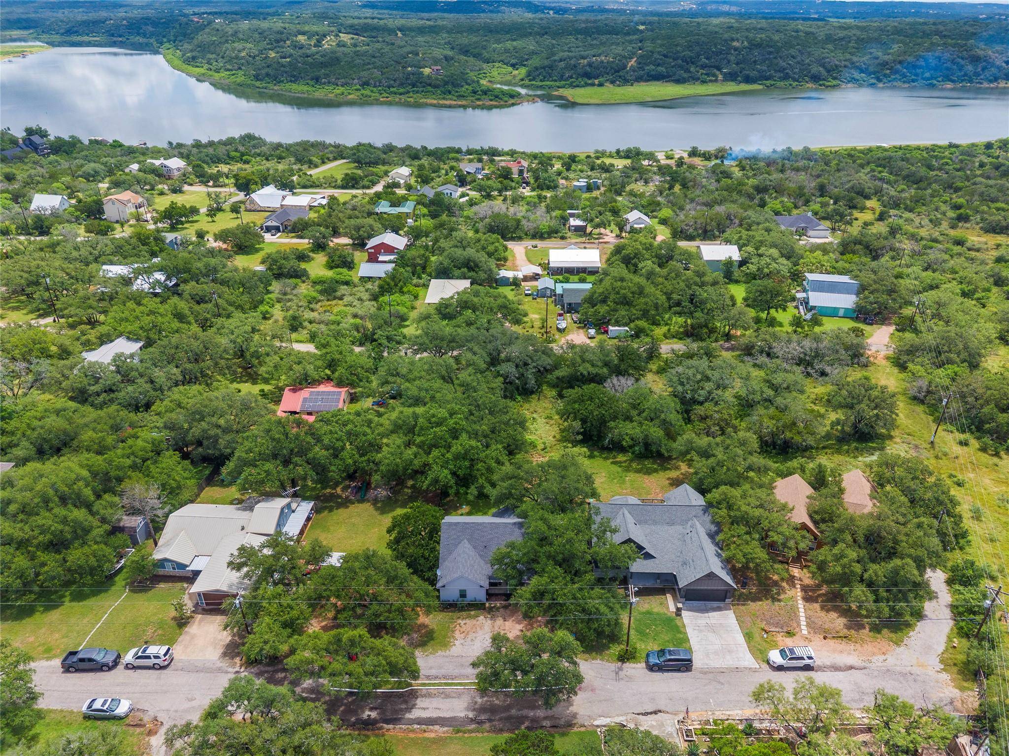 503 Chantilly LN, Spicewood, TX 78669