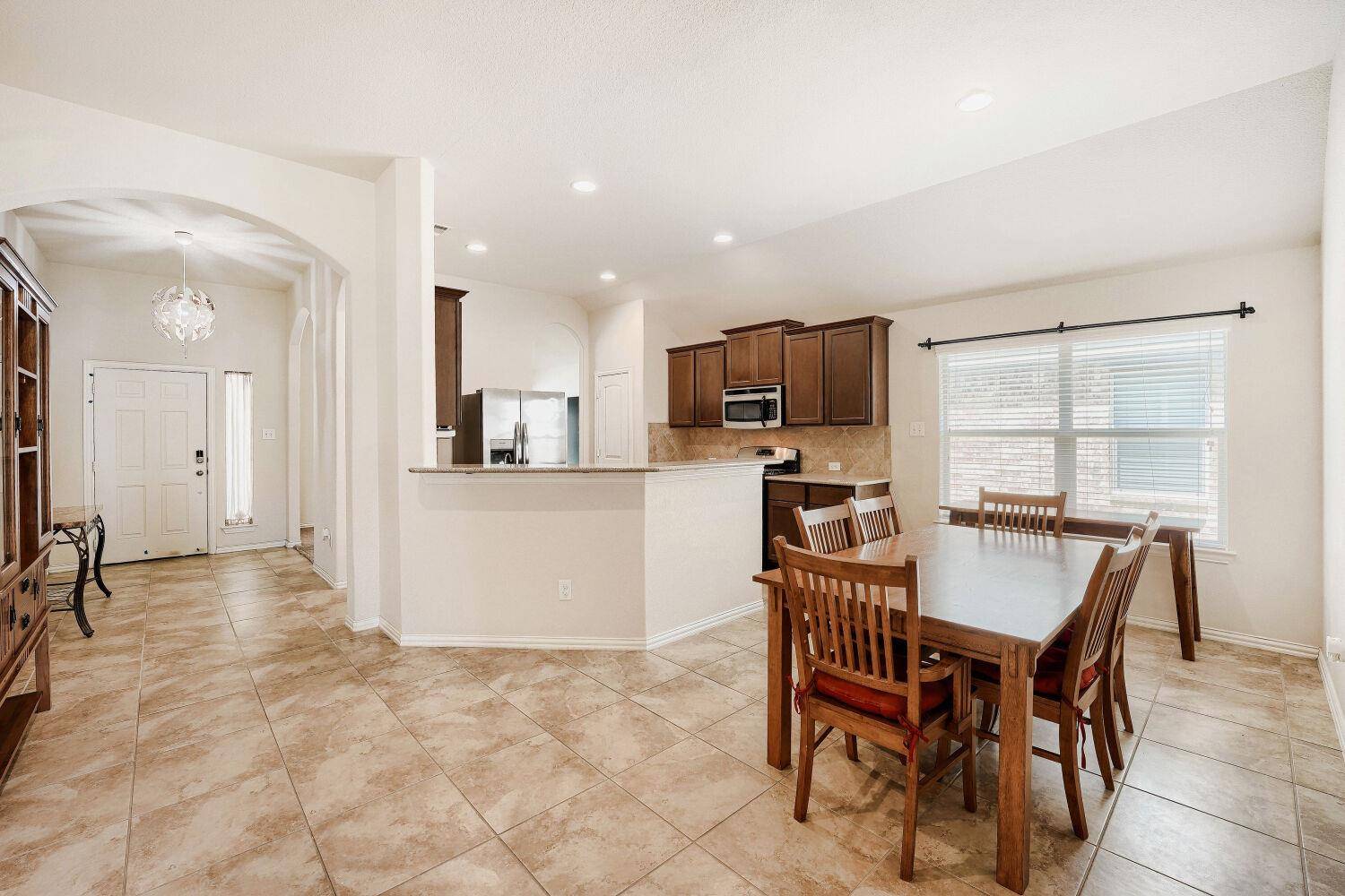 122 Sandstone TRL, Buda, TX 78610