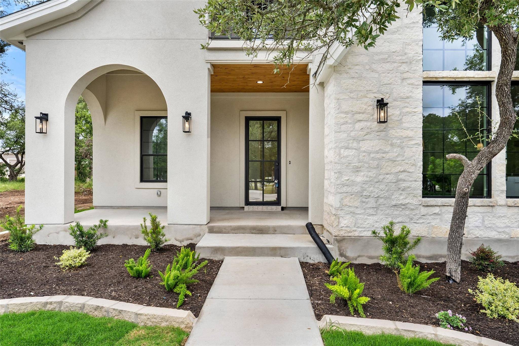458 Heidi CIR, Salado, TX 76571
