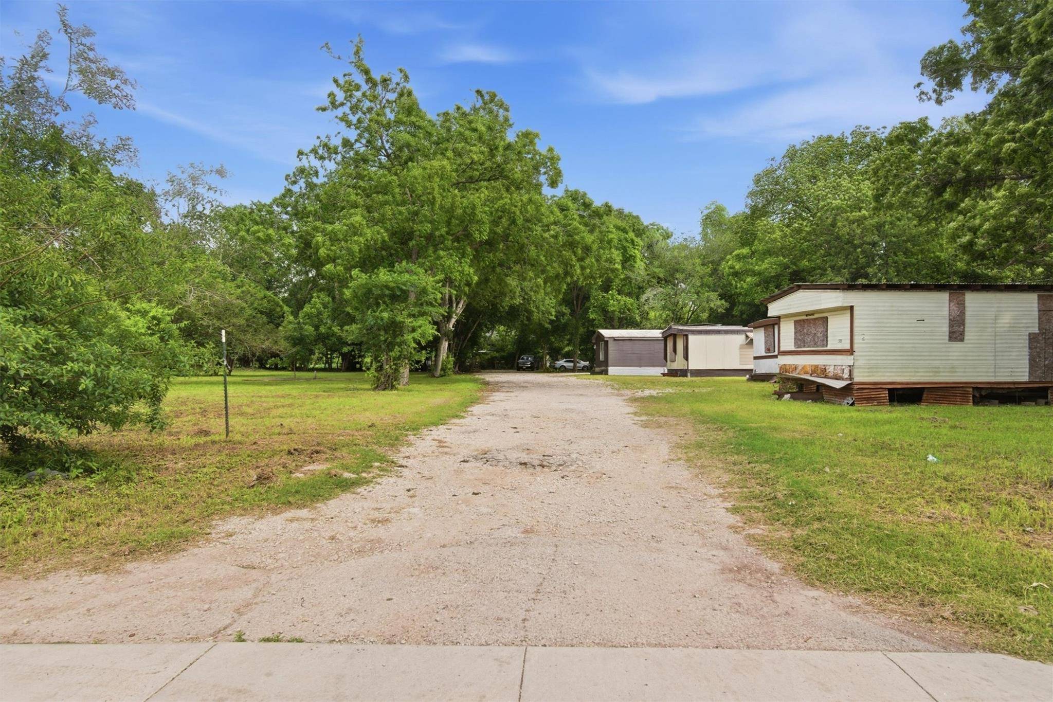 324 Linda DR, San Marcos, TX 78666
