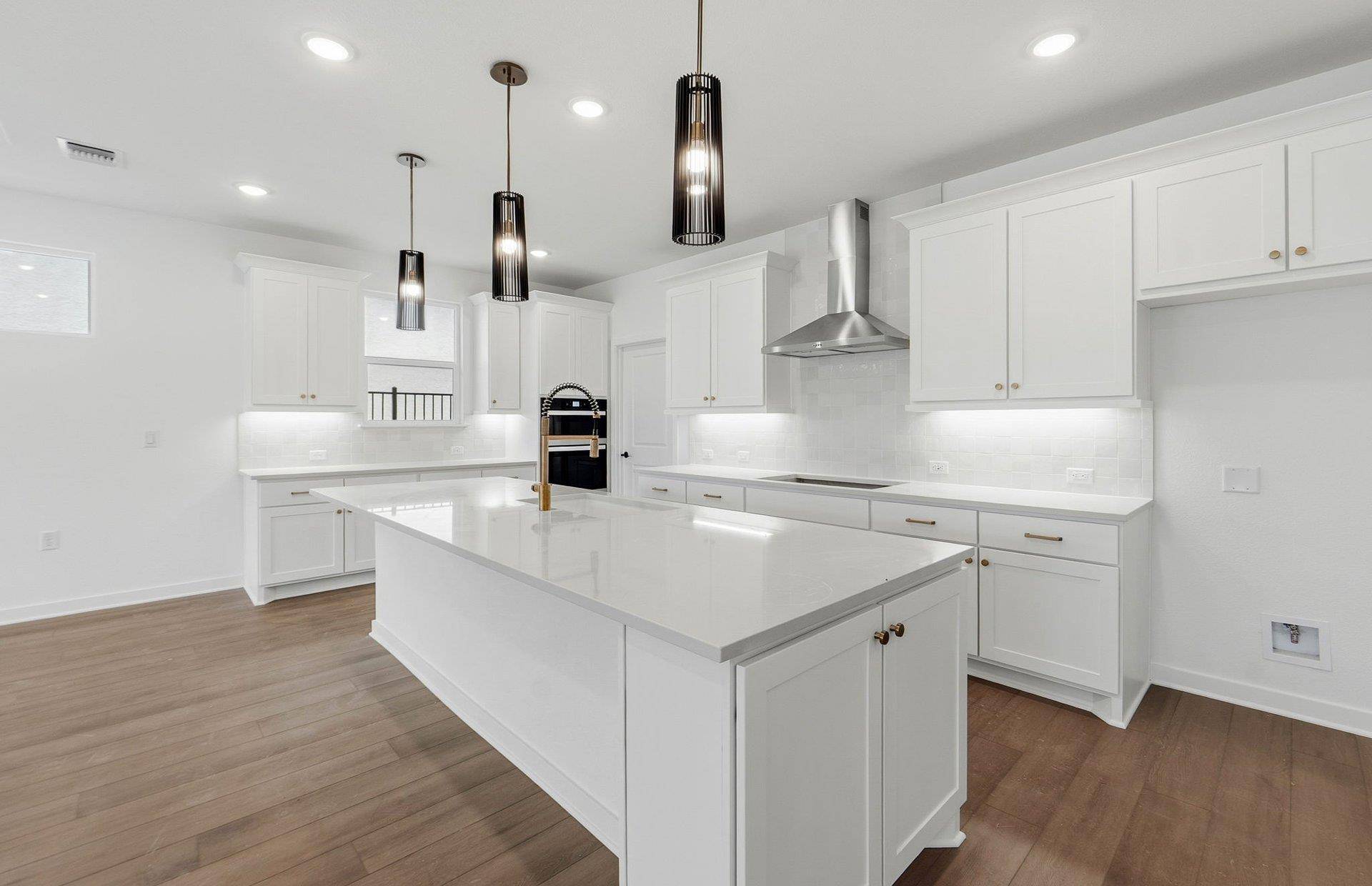 120 Centerfire LN, Georgetown, TX 78633