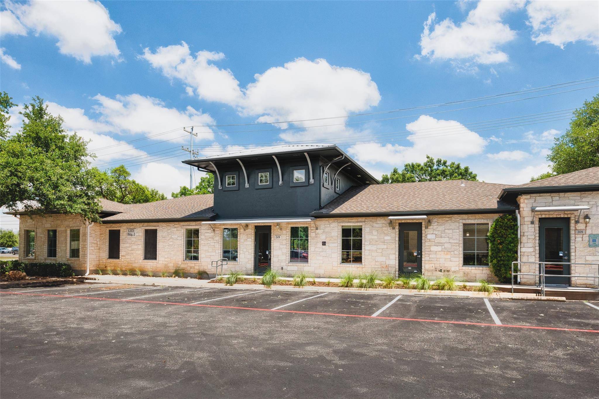 12171 W Parmer LN #102, Cedar Park, TX 78613