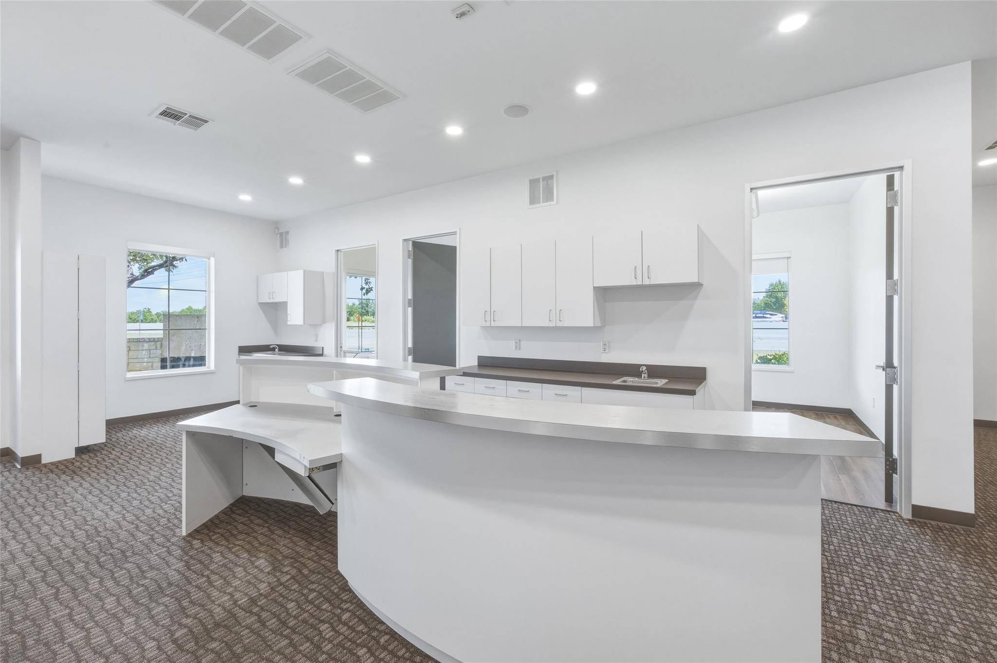 12171 W Parmer LN #102, Cedar Park, TX 78613