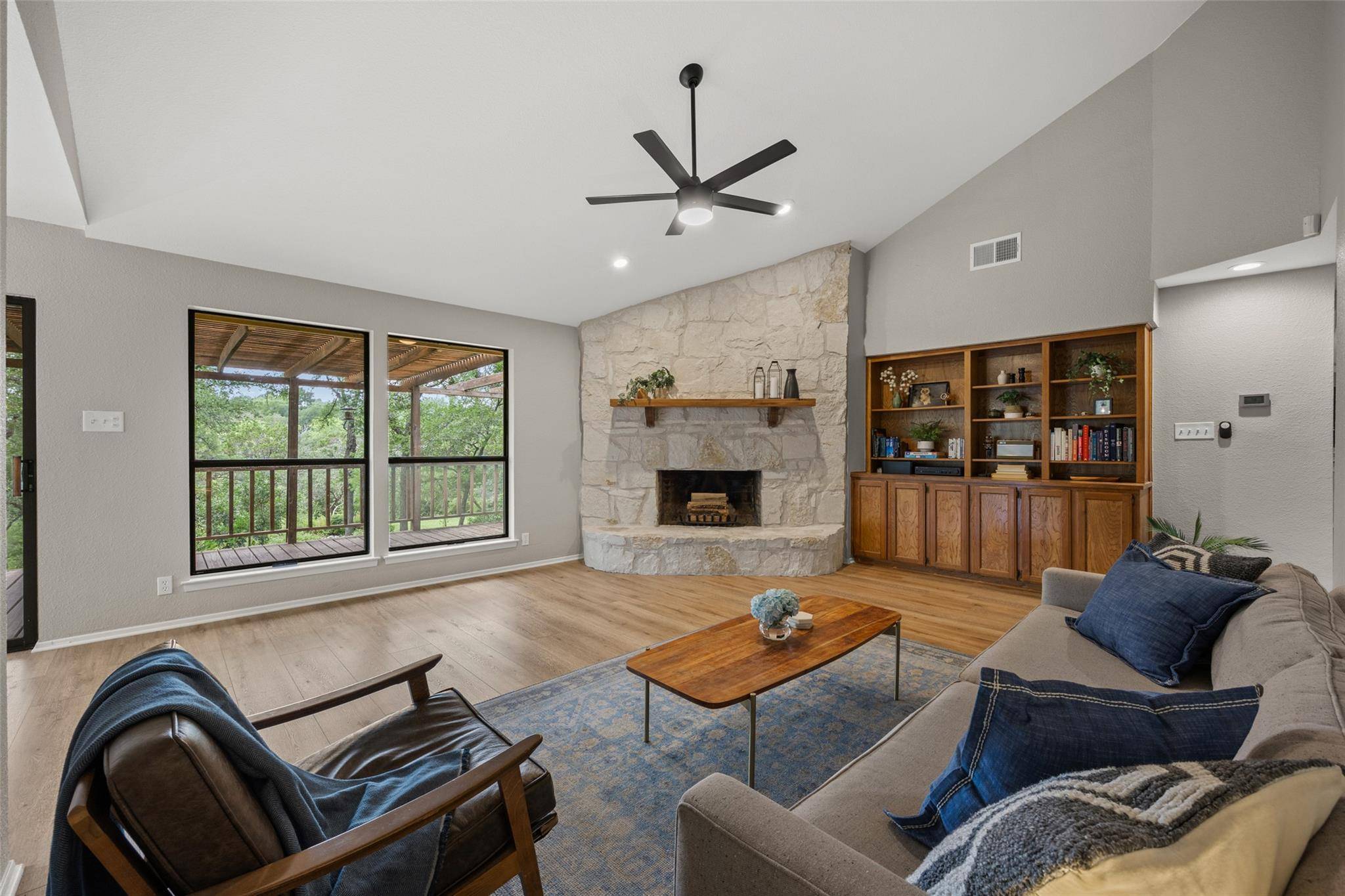 6203 Danwood DR, Austin, TX 78759