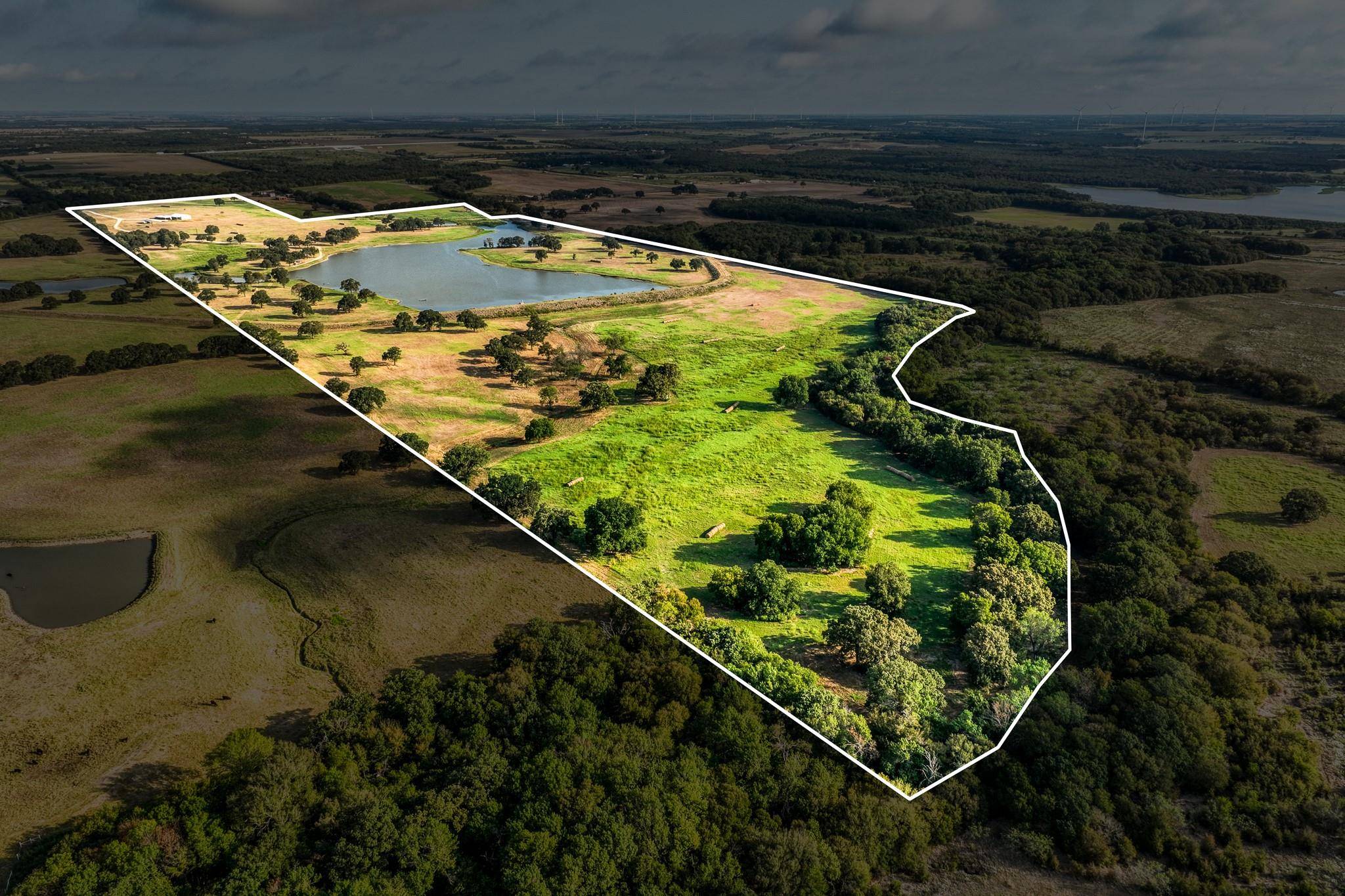 3096 Happy Swaner LN, Axtell, TX 76624
