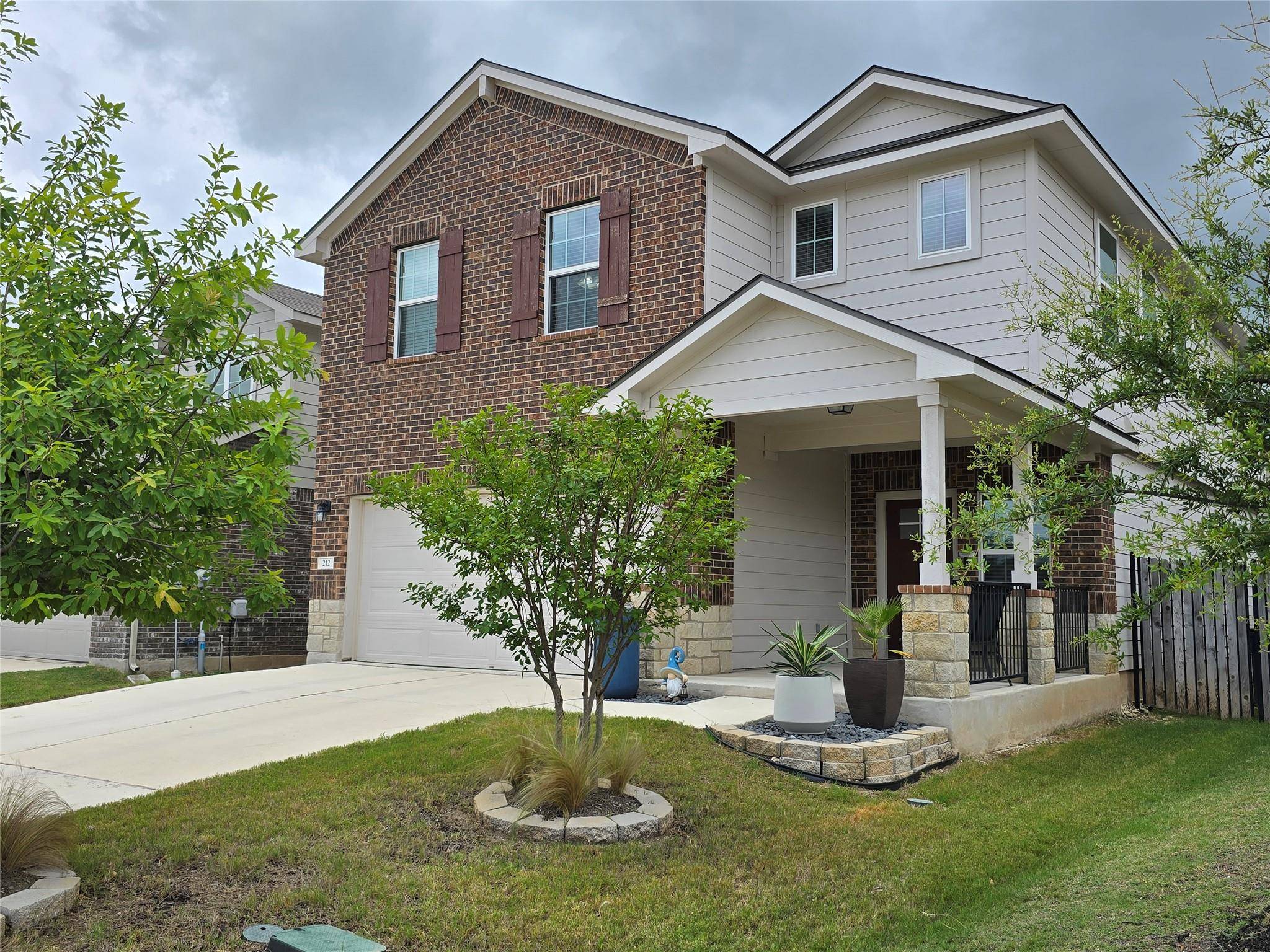 212 Yoakum ST, Leander, TX 78641