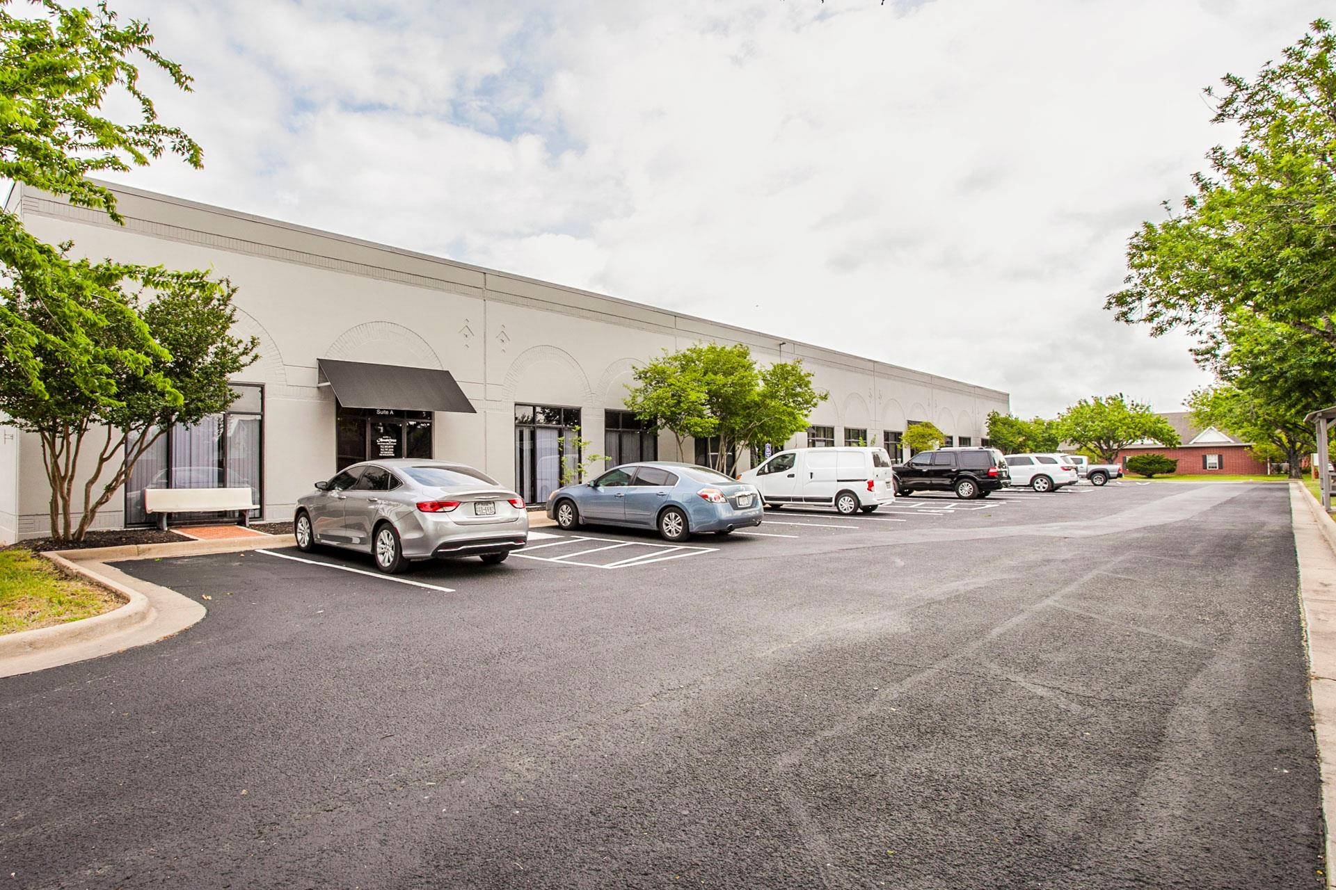 150 Settlement DR #B2, Bastrop, TX 78602