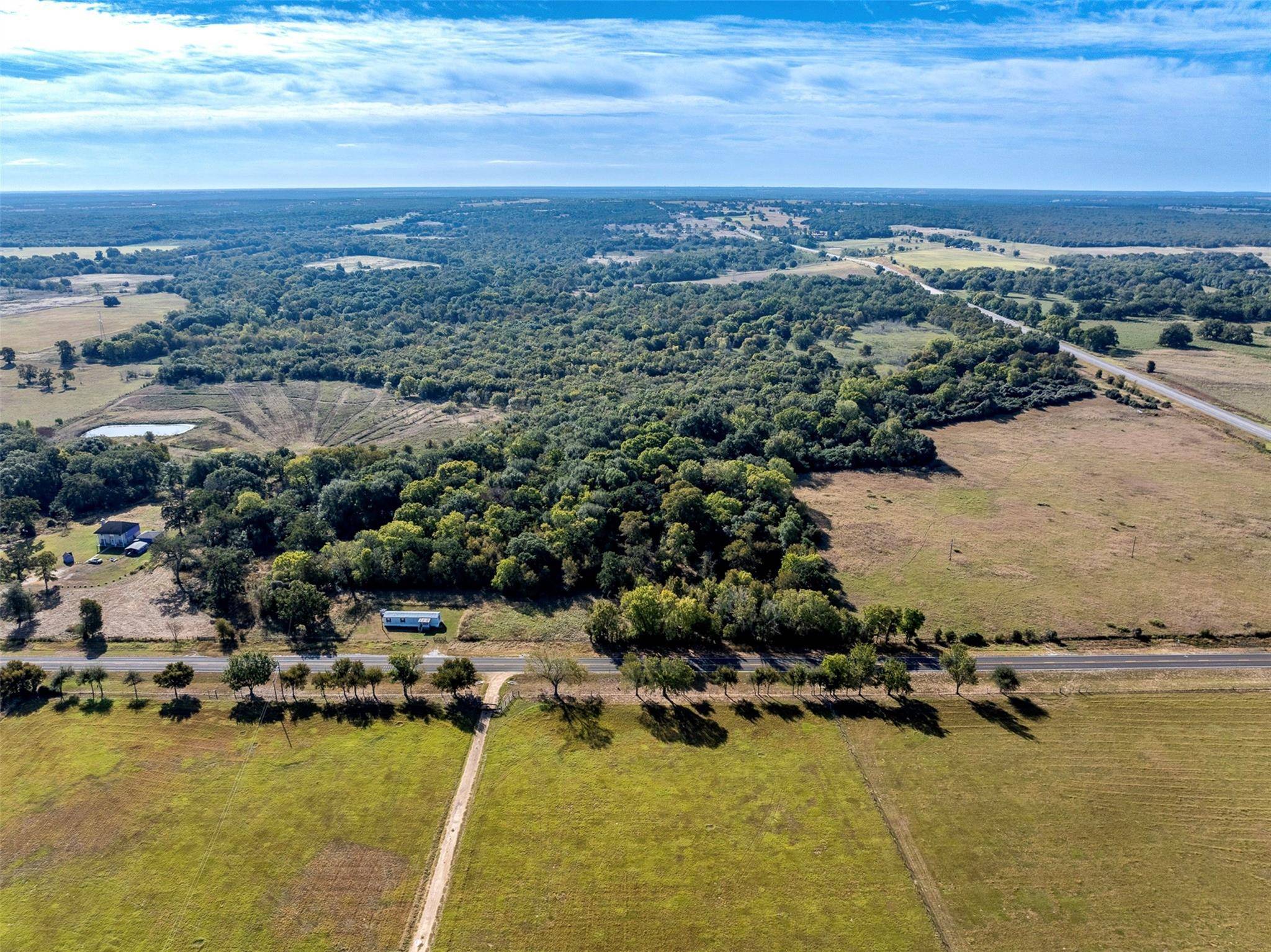 3211 FM 3403, Lincoln, TX 78948