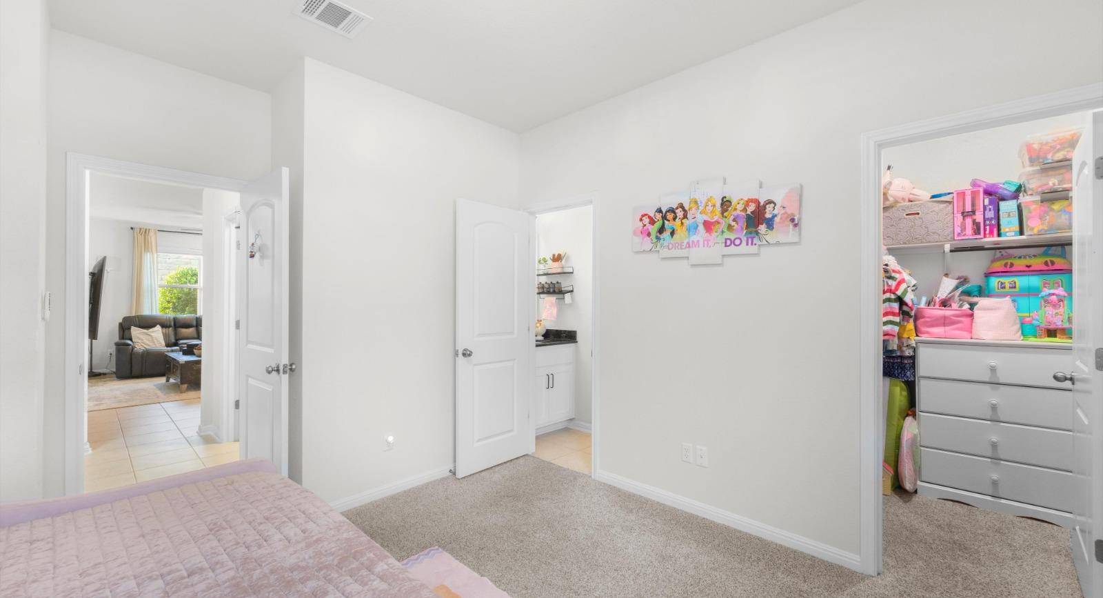 1424 Castalo LN, Leander, TX 78641