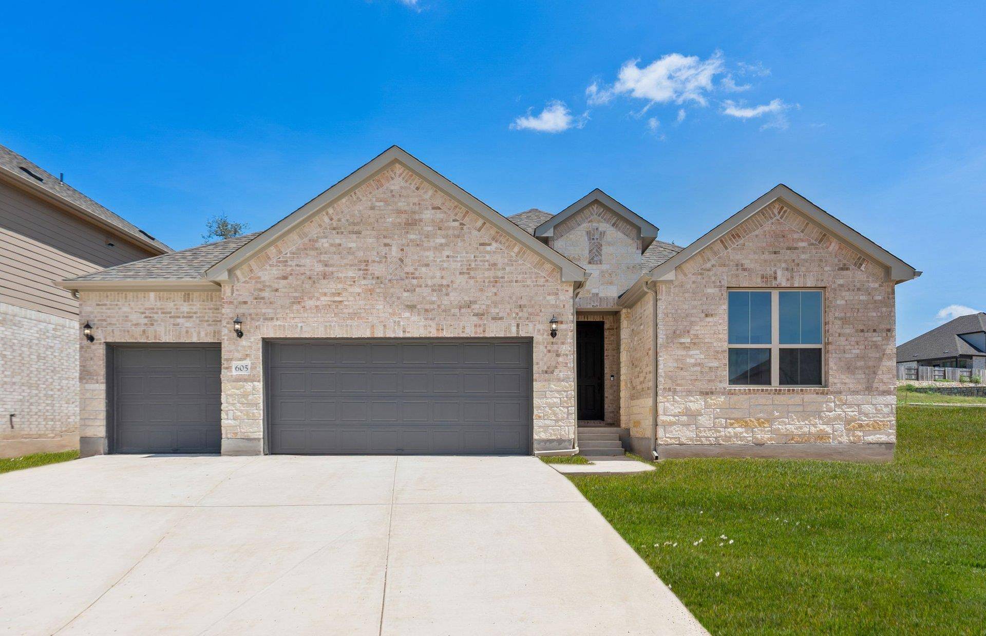 605 Ridge Point DR, Georgetown, TX 78628