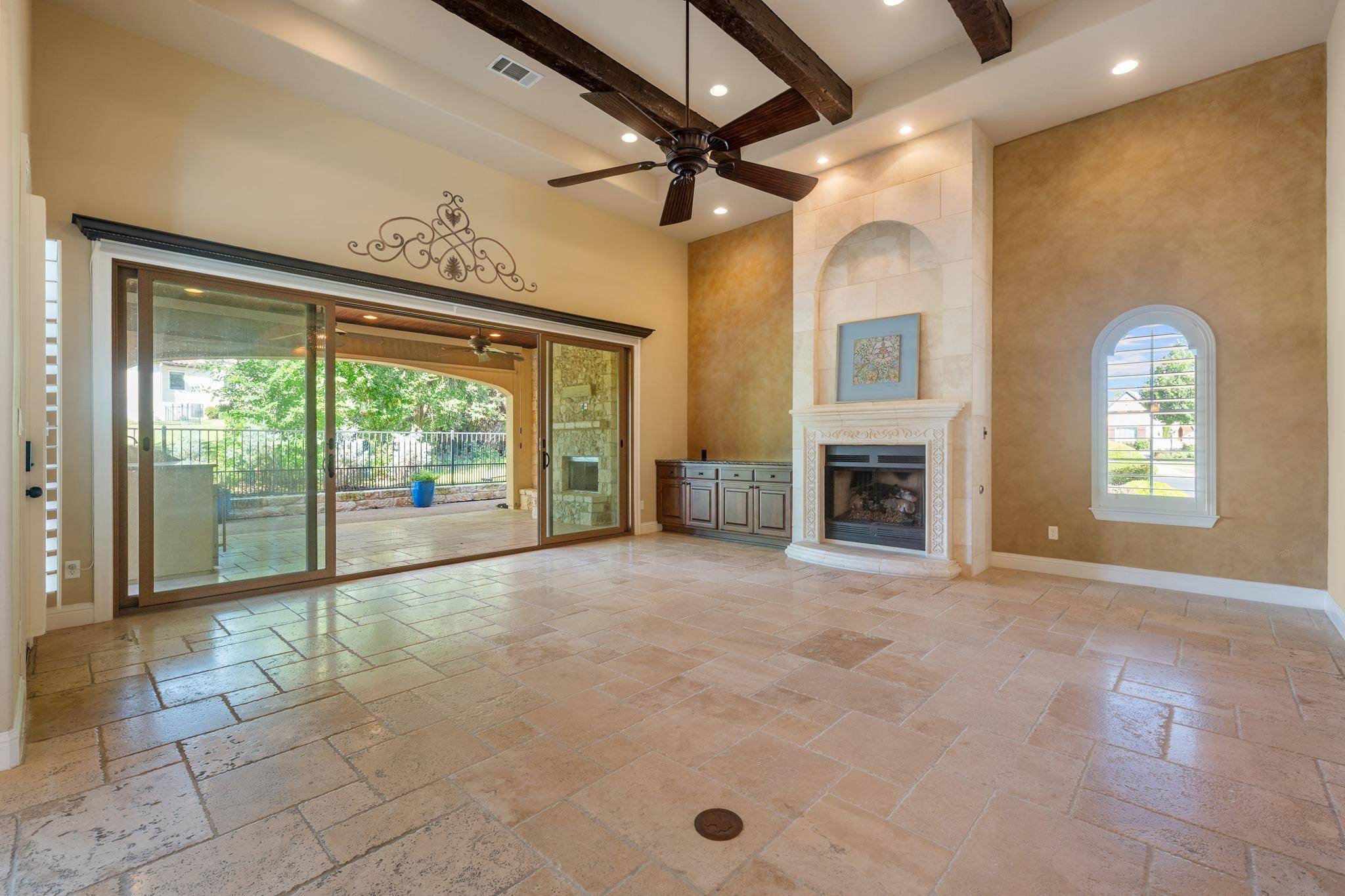 224 Neville Wood CT, Austin, TX 78738