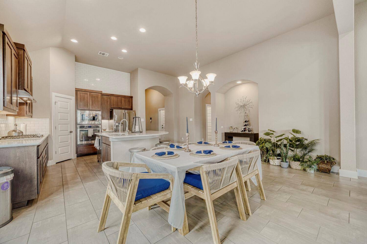 3317 Nighthawk Dive LN, Pflugerville, TX 78660