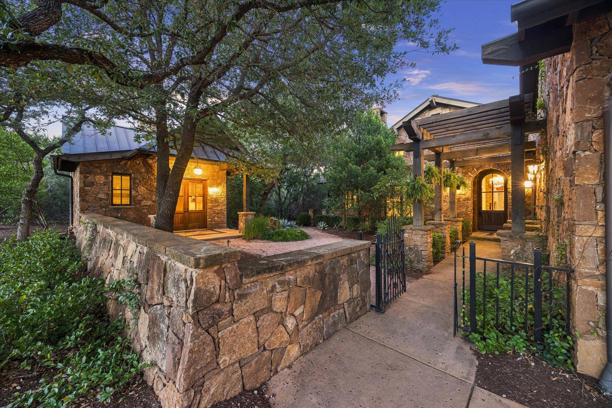 5729 Krause LN #19, Austin, TX 78738