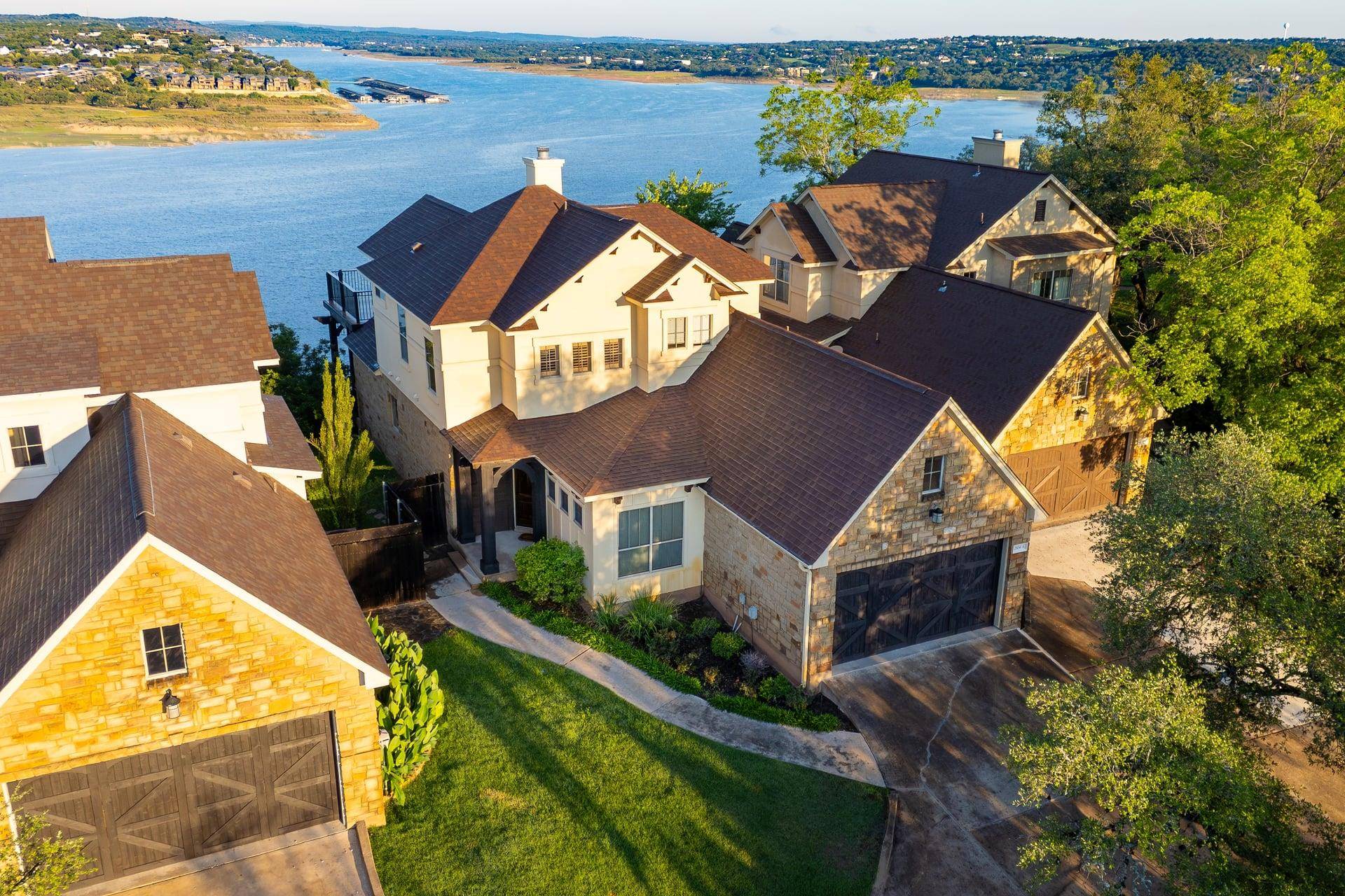 2802 Lohmans Ford RD #B, Lago Vista, TX 78645