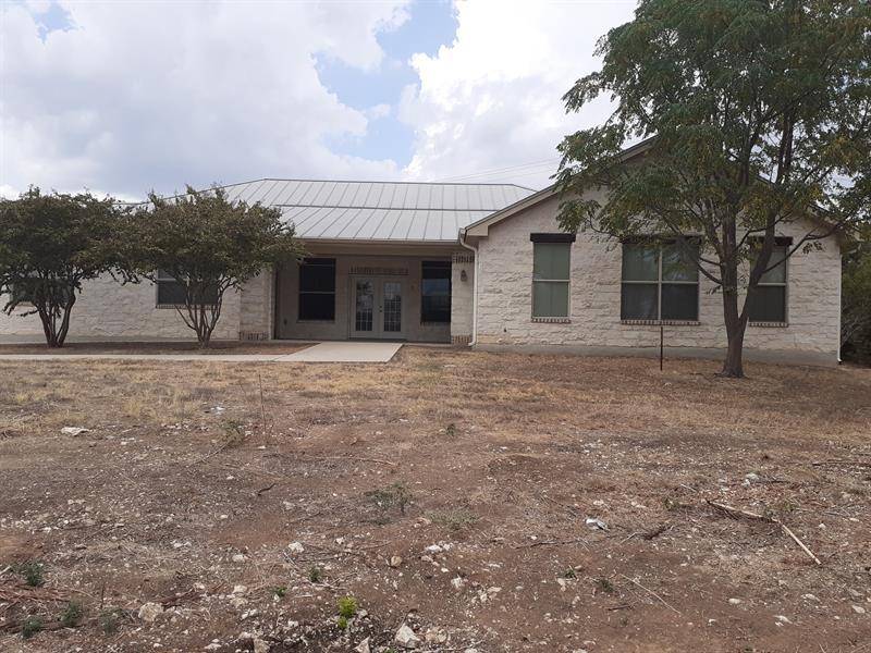 904 Crystal Falls PKWY, Leander, TX 78641