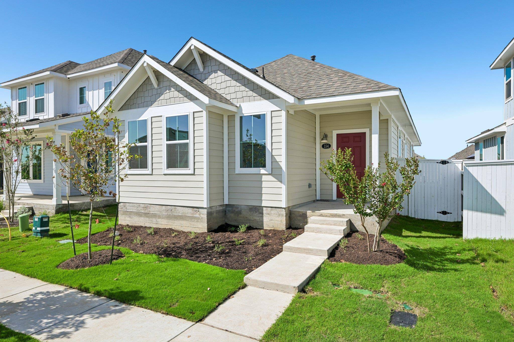 154 Daylily DR, Elgin, TX 78621