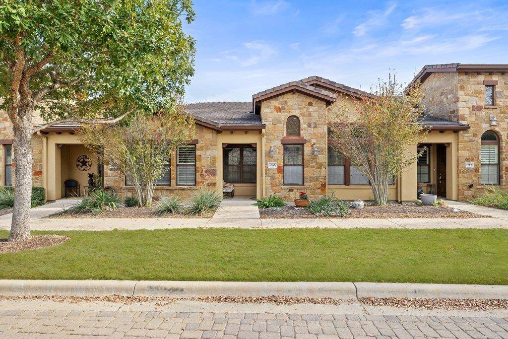 108 Rivalto CIR #2, Lakeway, TX 78734