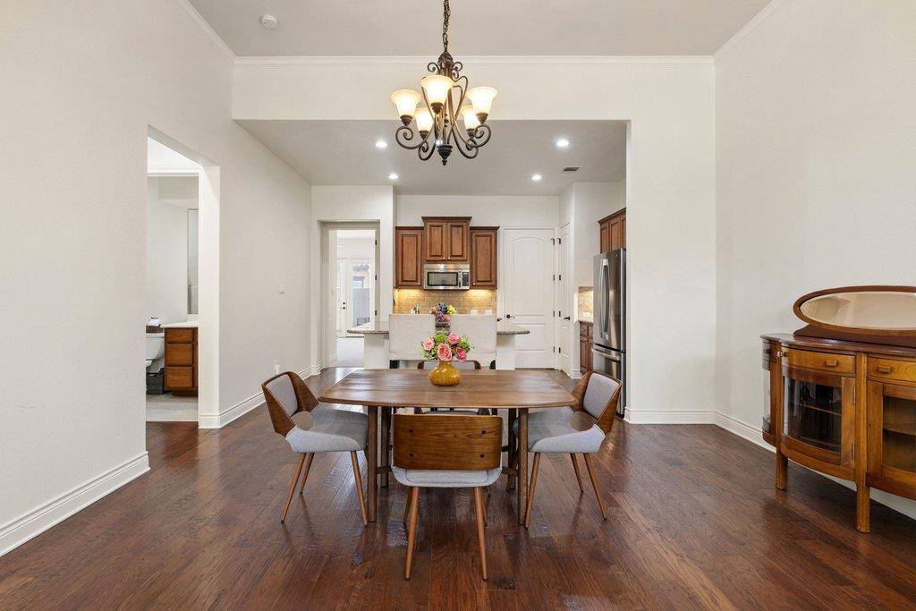 108 Rivalto CIR #2, Lakeway, TX 78734