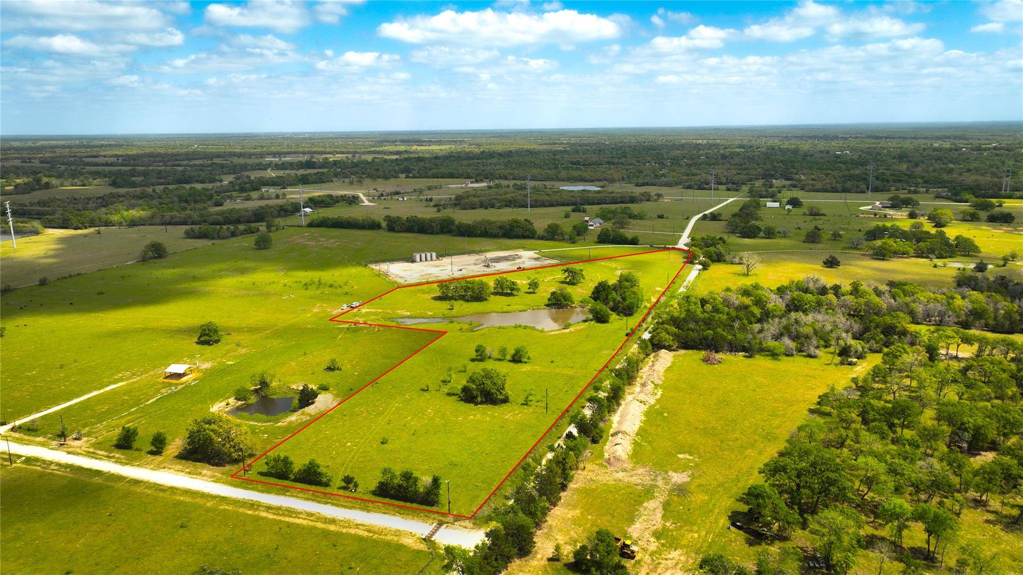 8770 Lee LN, North Zulch, TX 77872