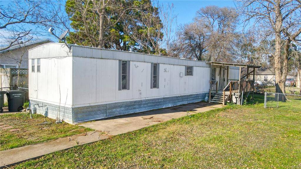 806 N Oneal Street, Caldwell, TX 77836