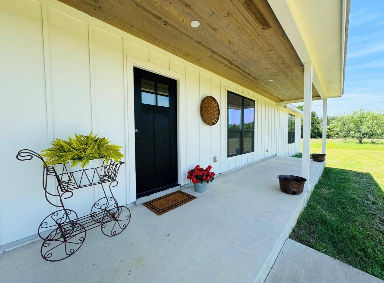 1294 Private Road 7037, Lexington, TX 78947
