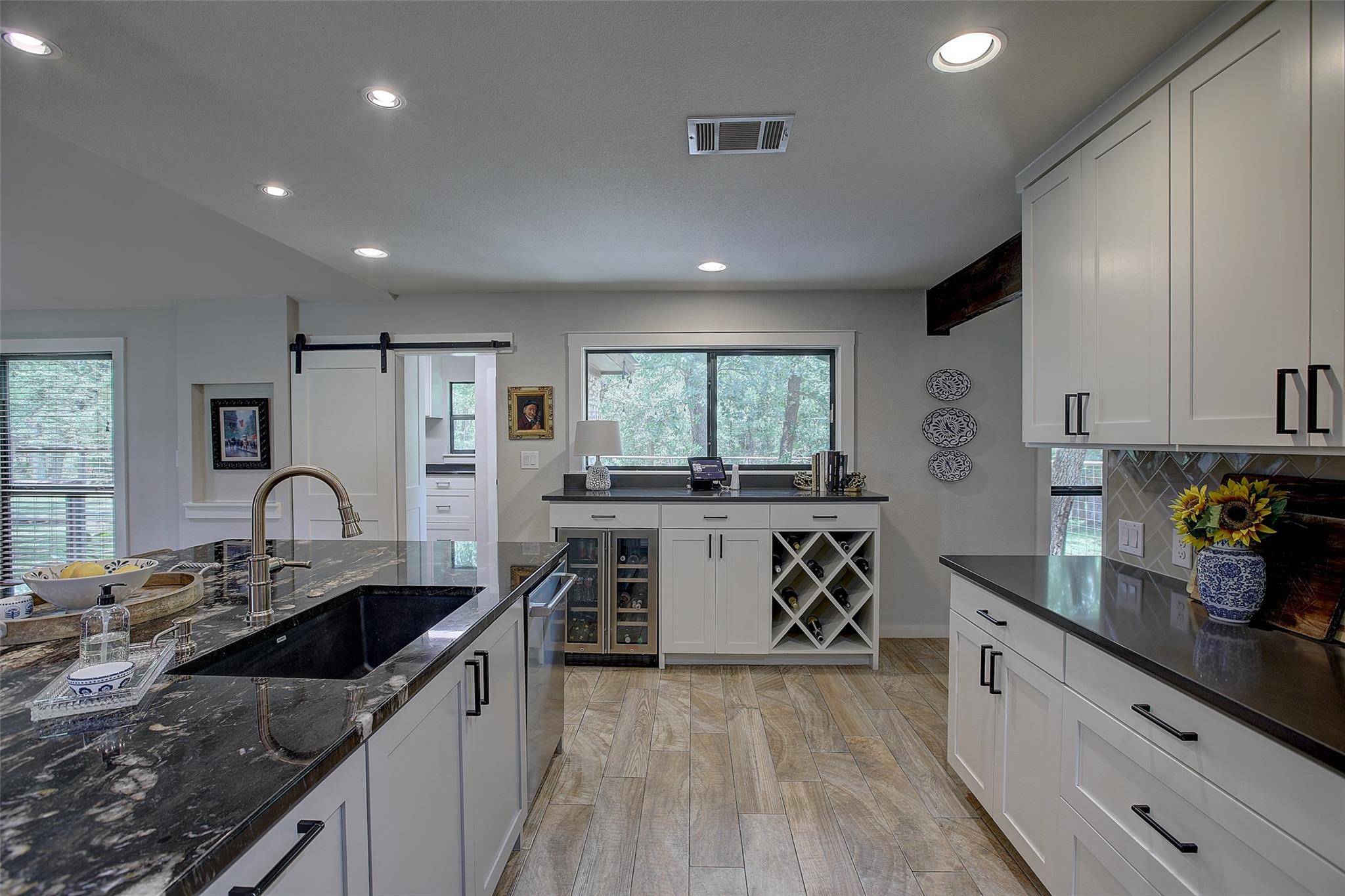 205 E Esparada DR, Georgetown, TX 78628