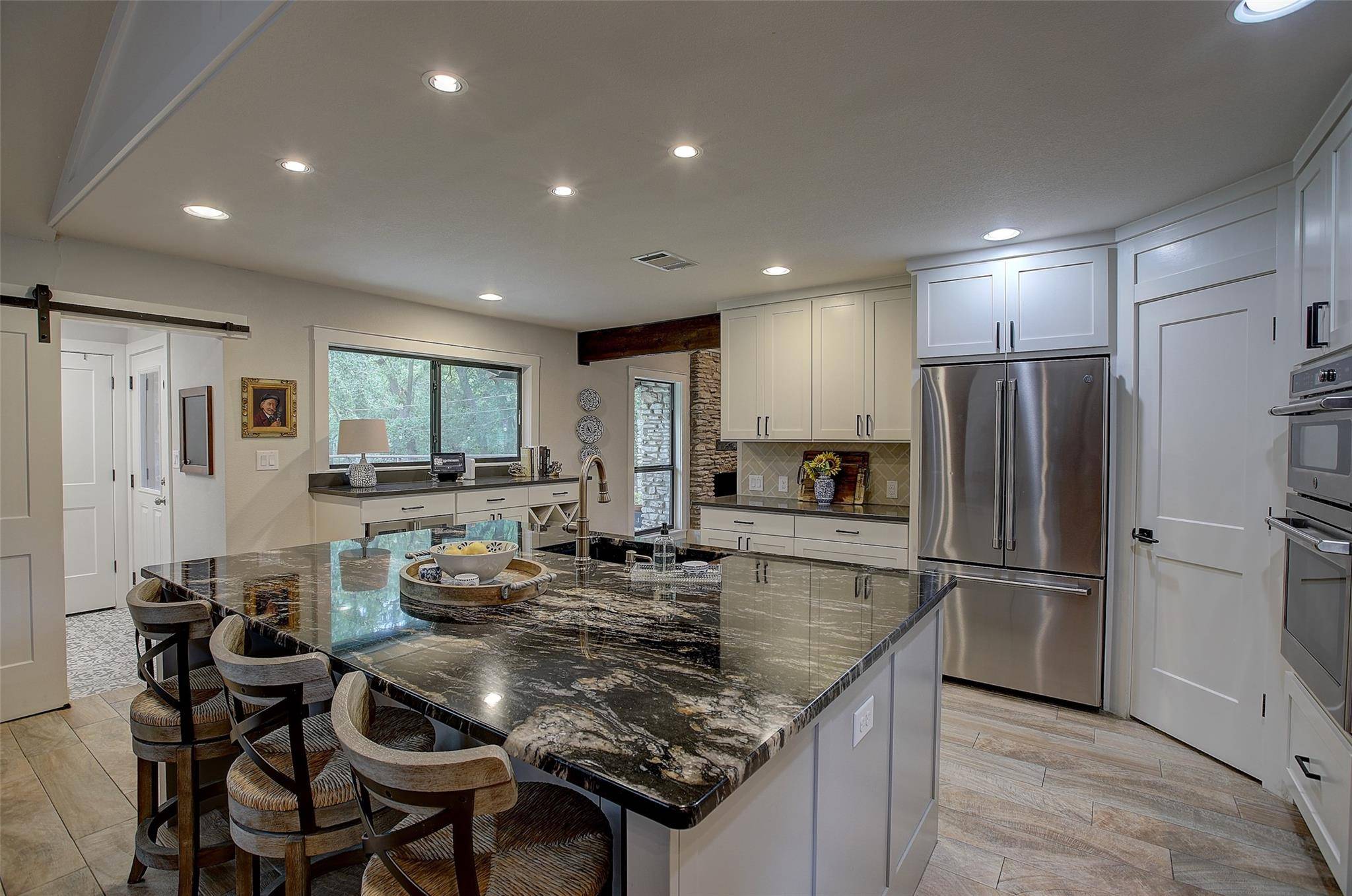 205 E Esparada DR, Georgetown, TX 78628